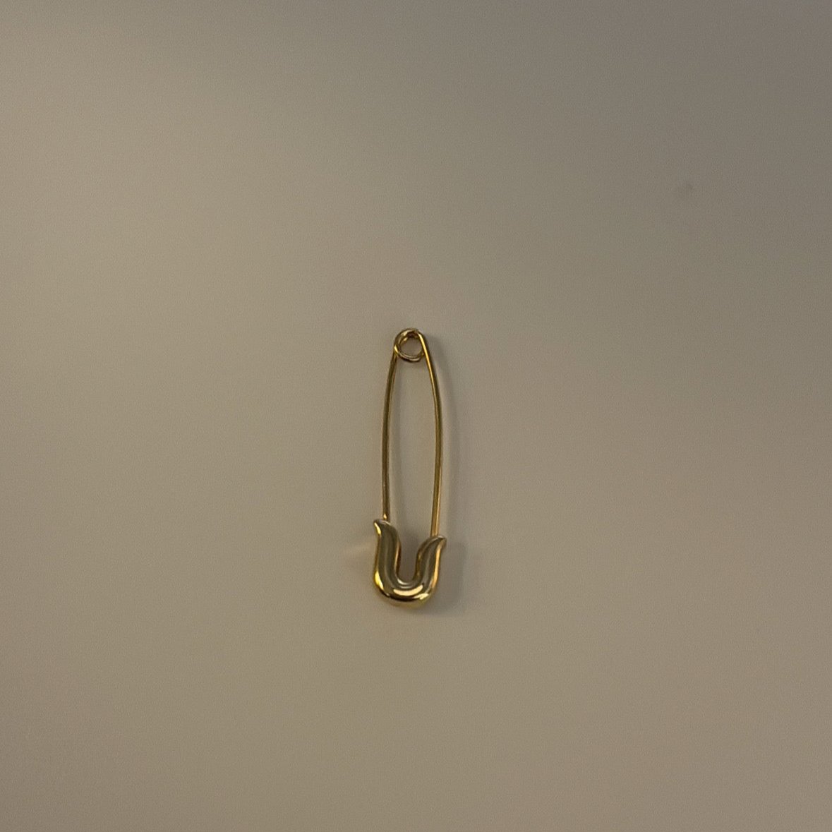 14k solid safety pin
