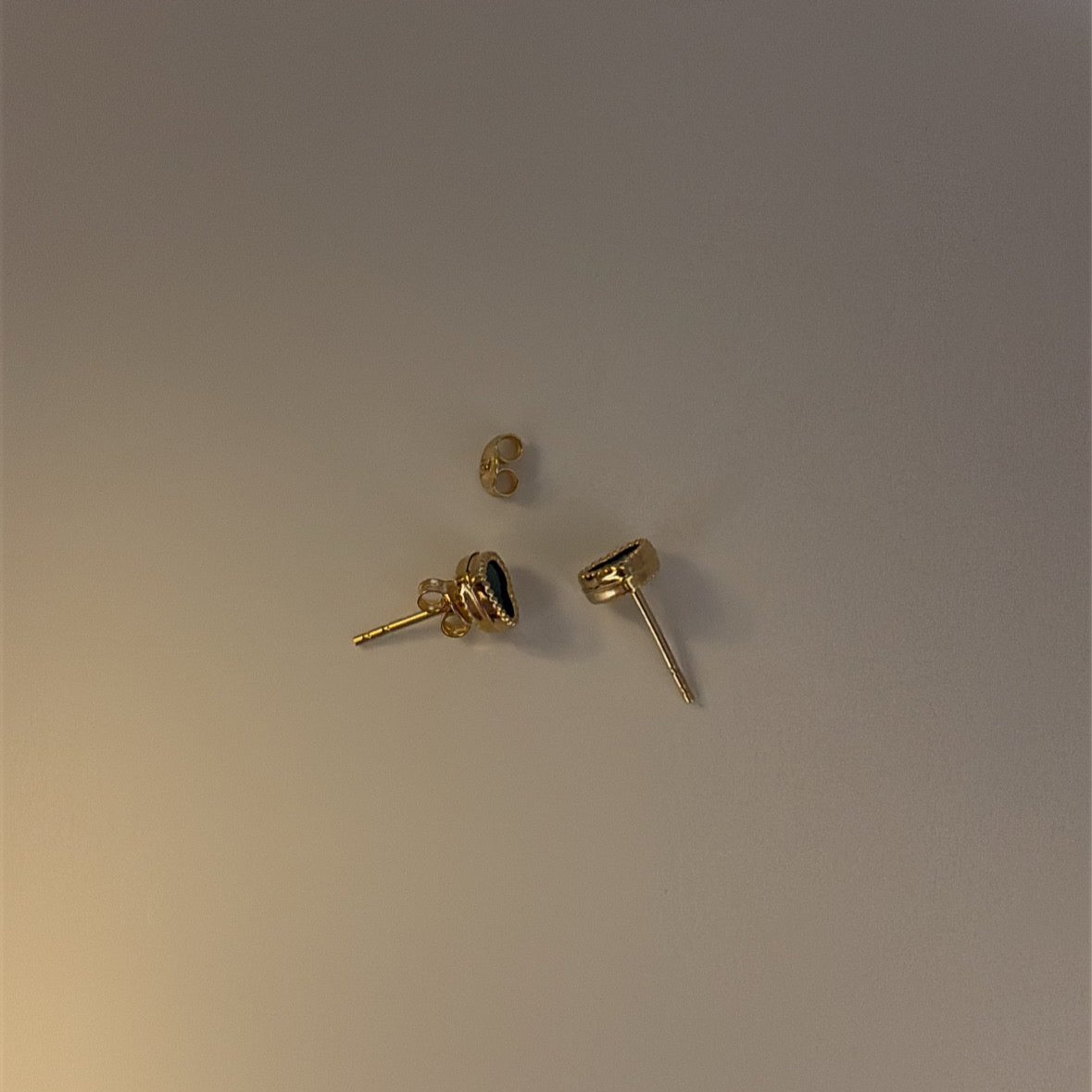 14k malachite heart stud earrings