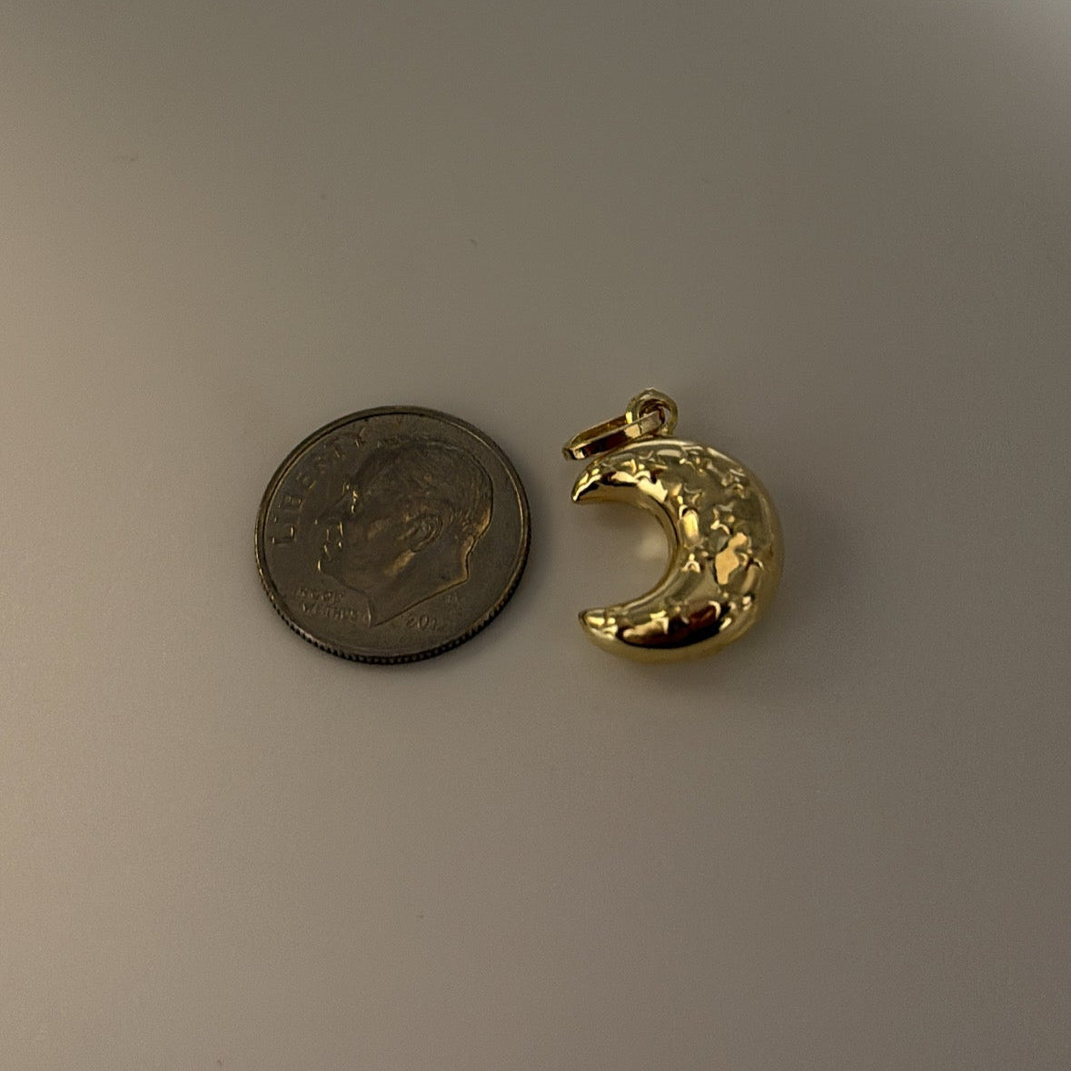 14k puffy moon with stars