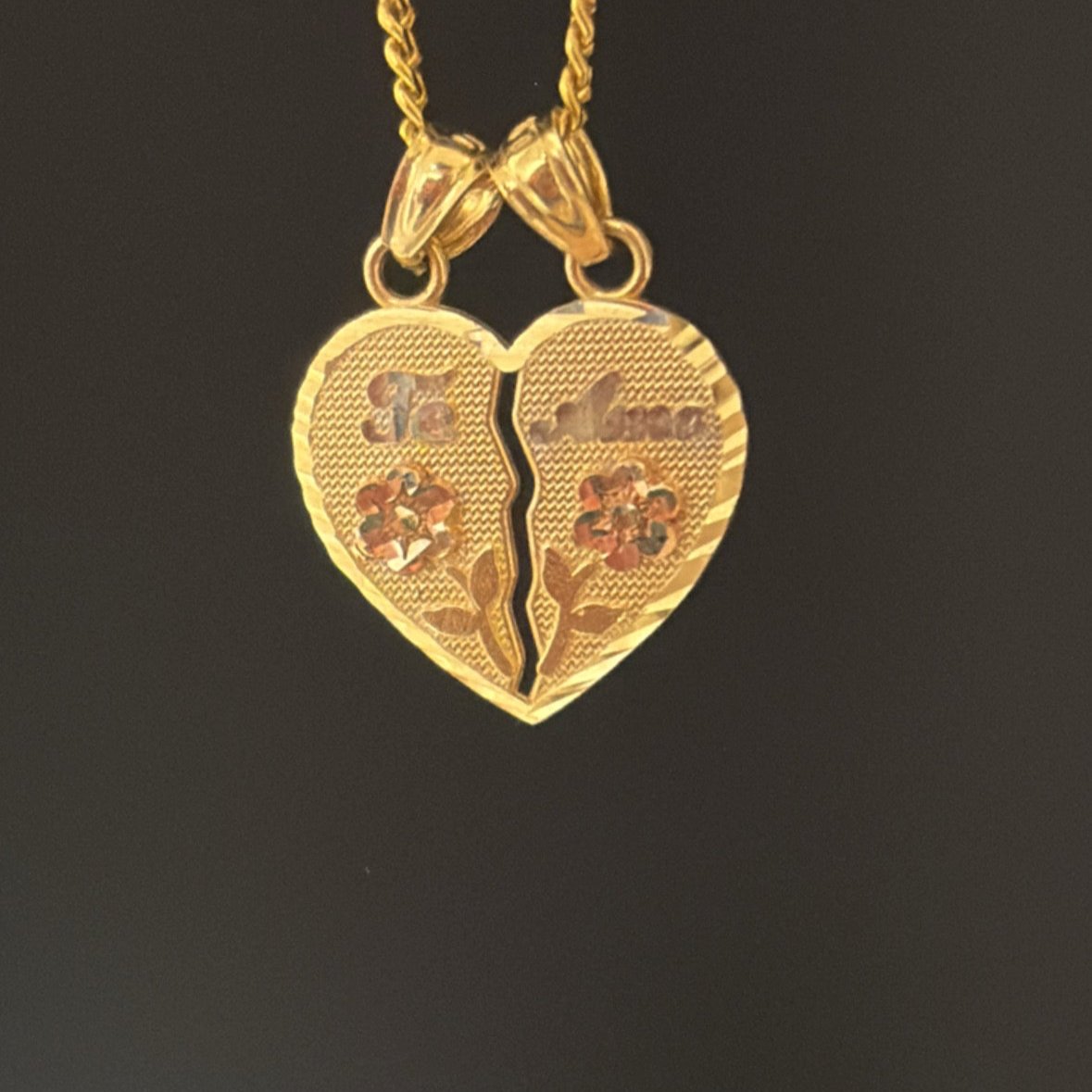 14k solid gold Te amo break-apart charm