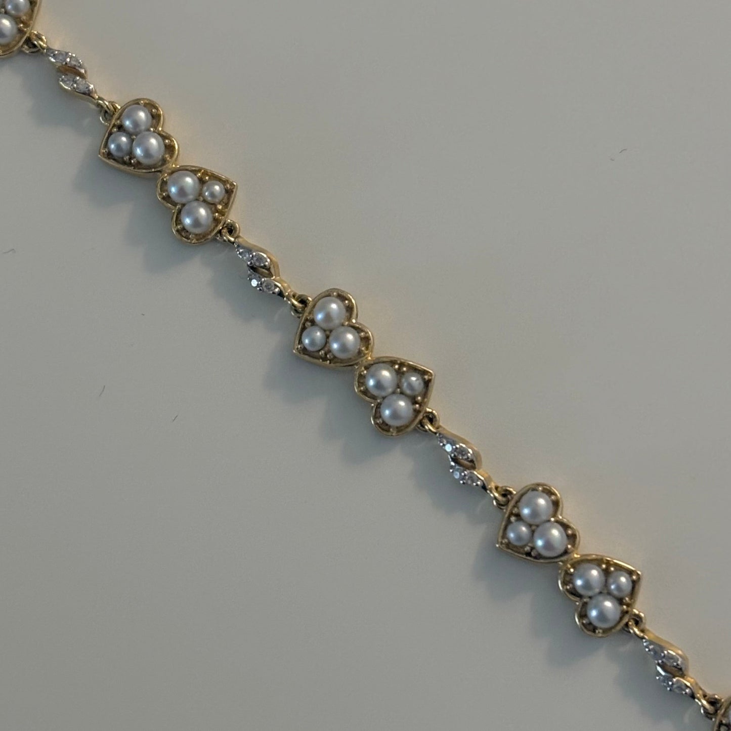 10K Gold Cultured Pearl & Diamond Heart Bracelet – 7 Inches