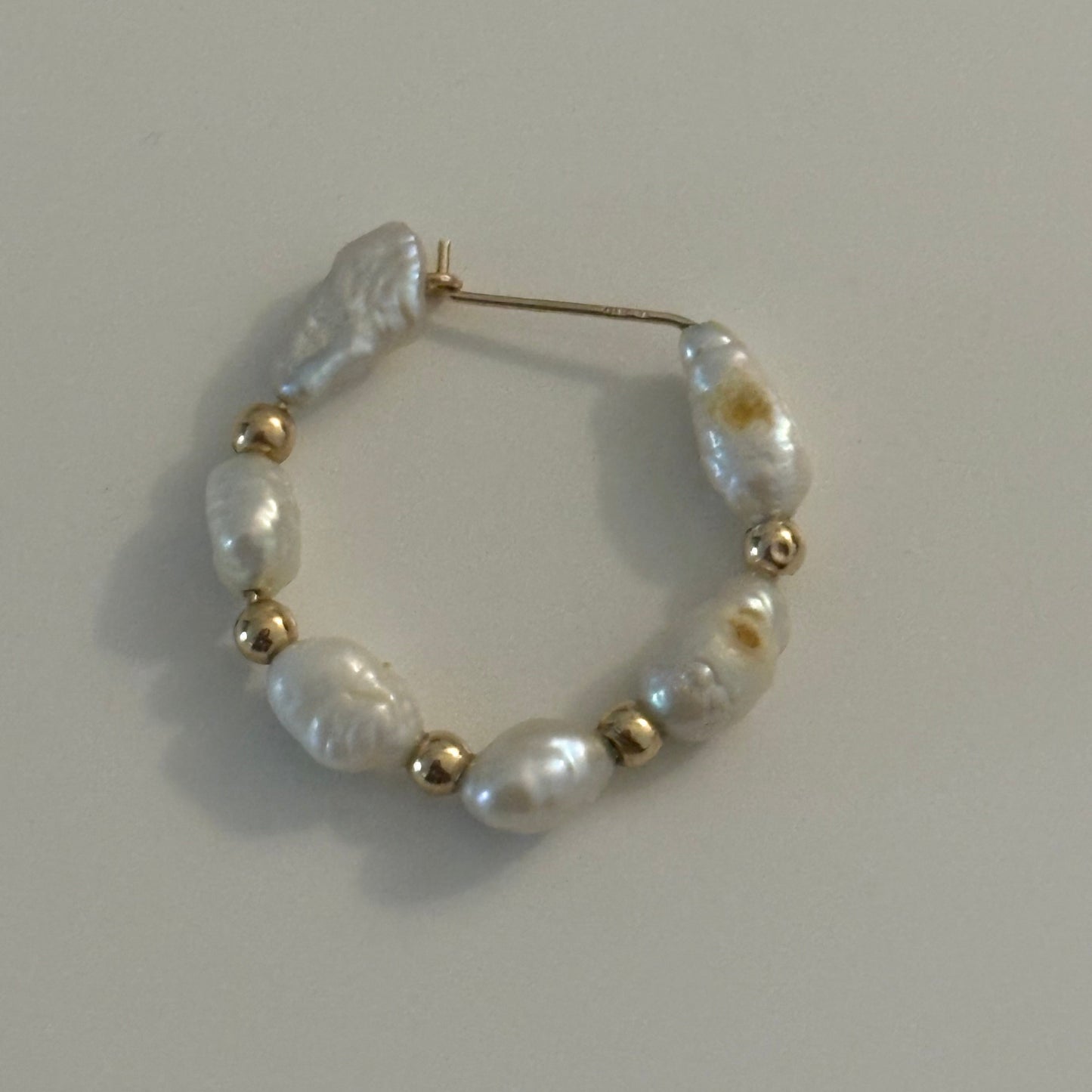 Vintage 14K Yellow Gold Baroque Pearl Hoop Earrings – 2.2g