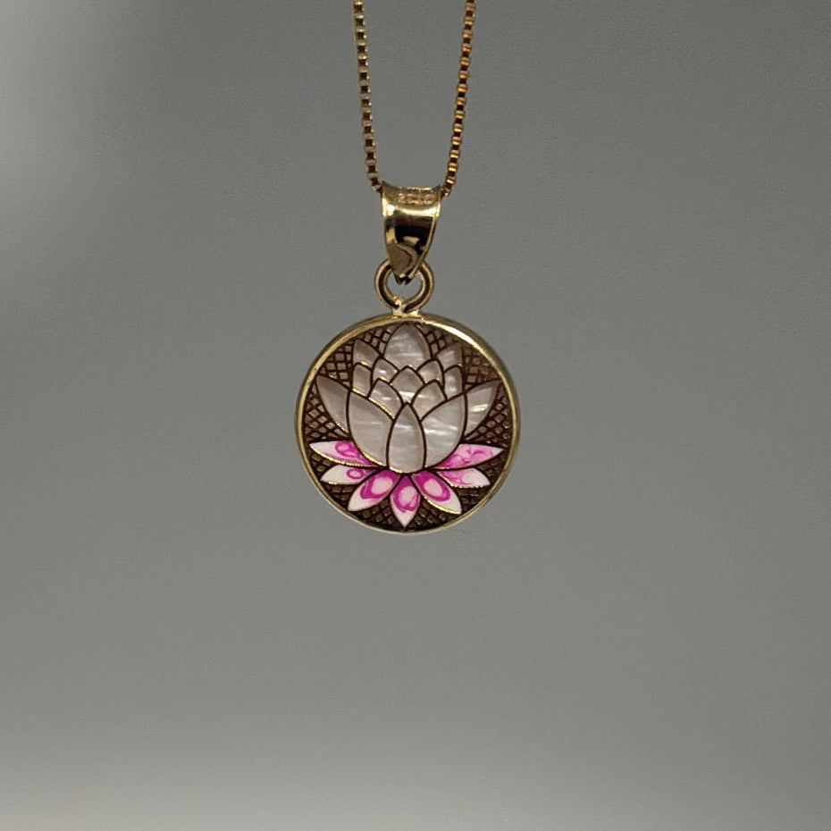 14K solid gold lotus flower charm – Diana 14k Oro