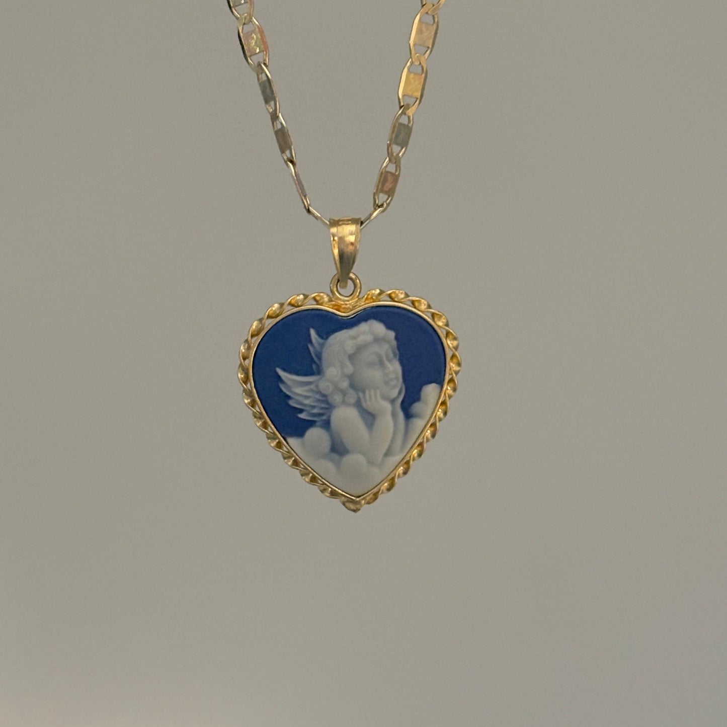 Vintage 14K Gold Cherub Cameo Heart Charm