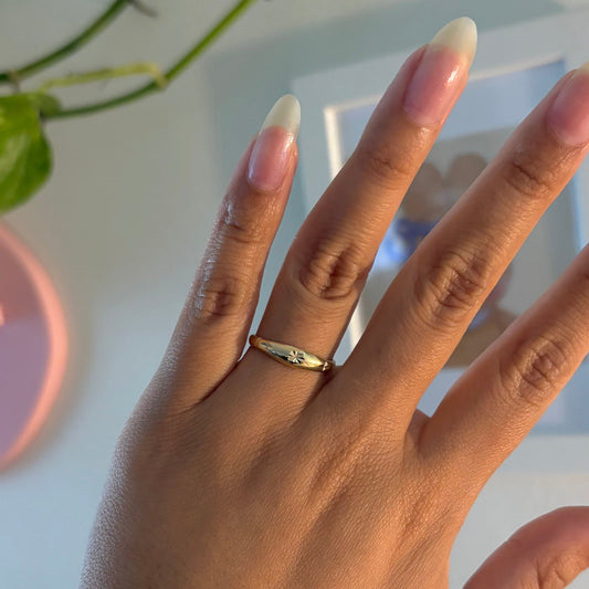14K Yellow Gold Starburst Dome Ring – Size 7.5