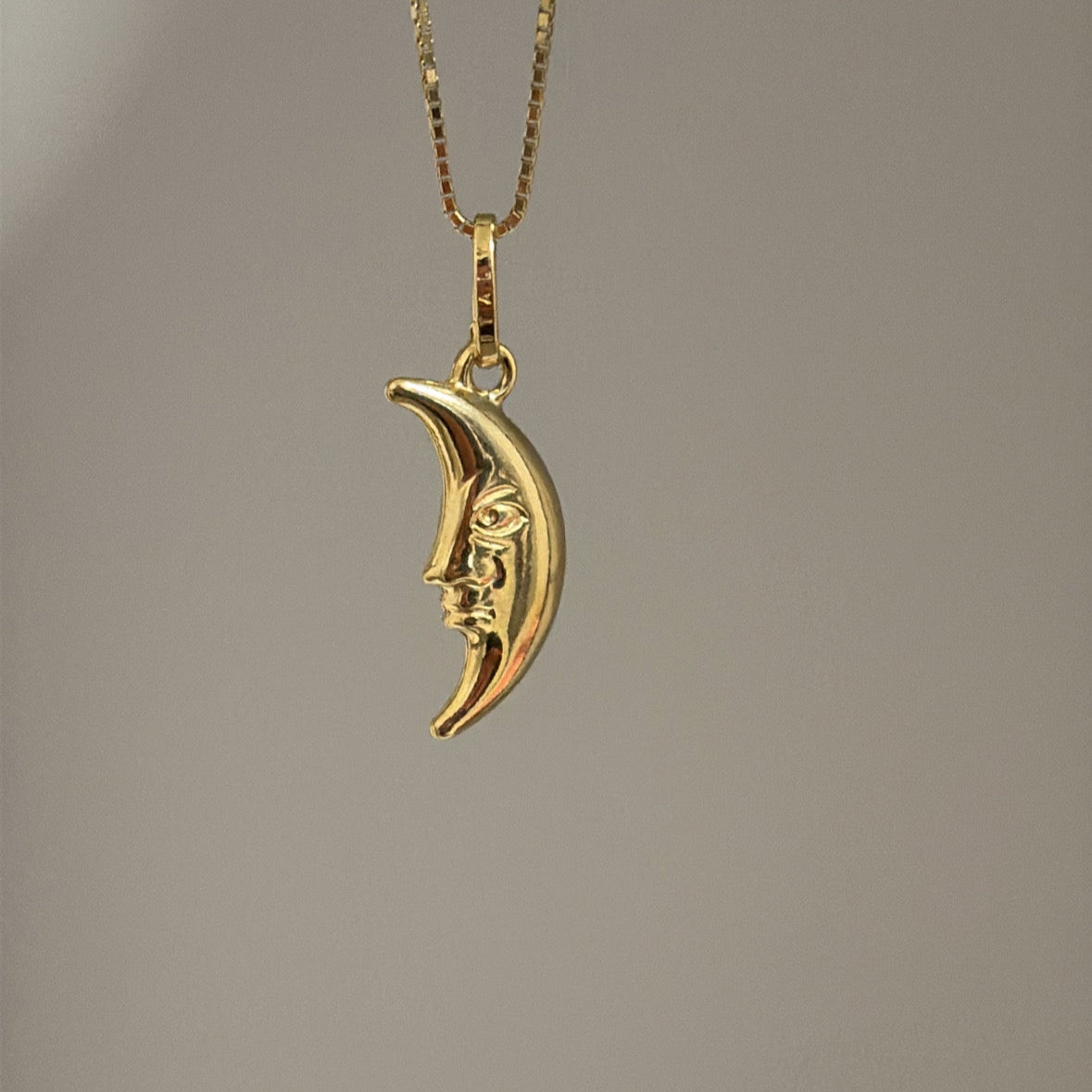 14k Puffy Moon face charm