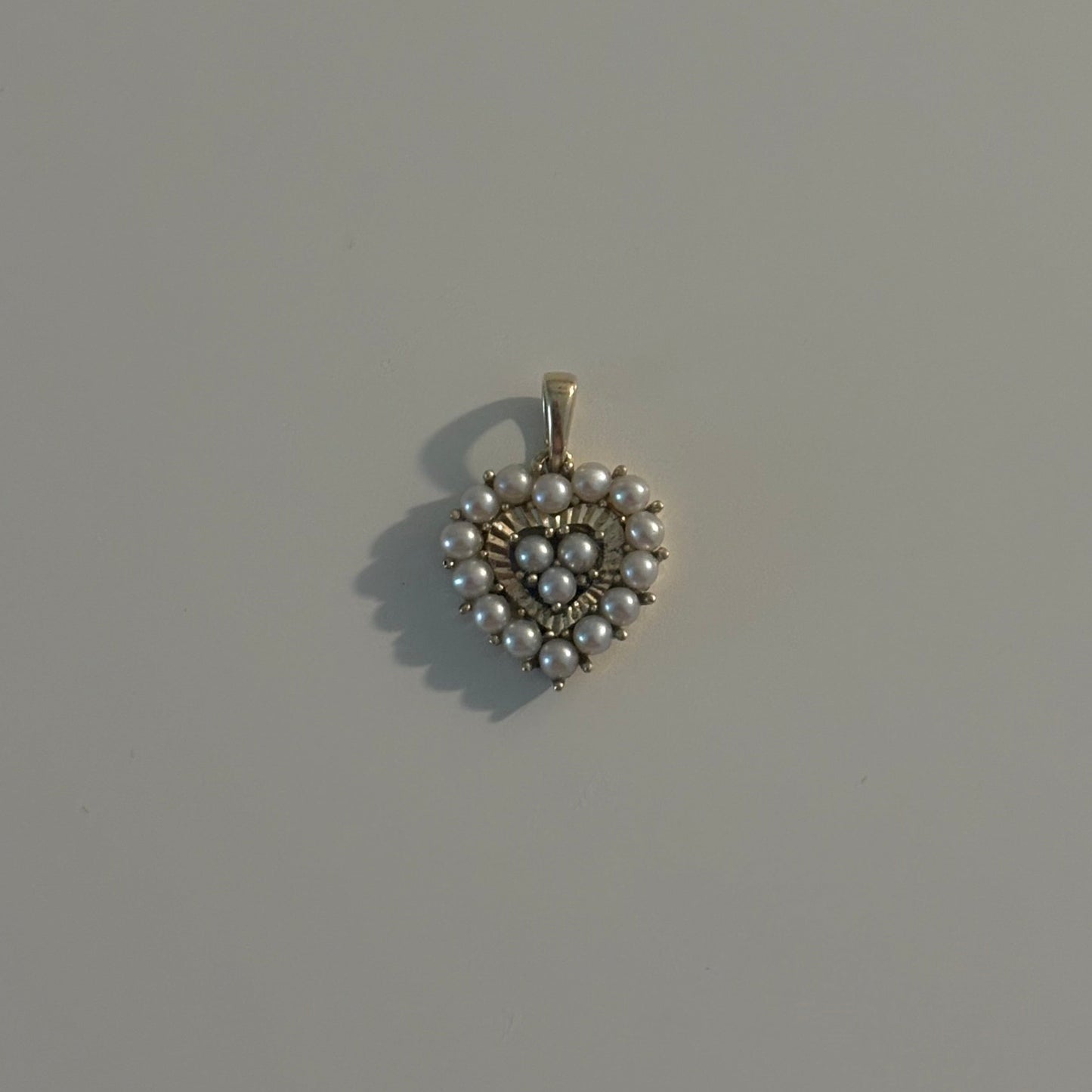 10K Yellow Gold Cultured Pearl Heart Charm