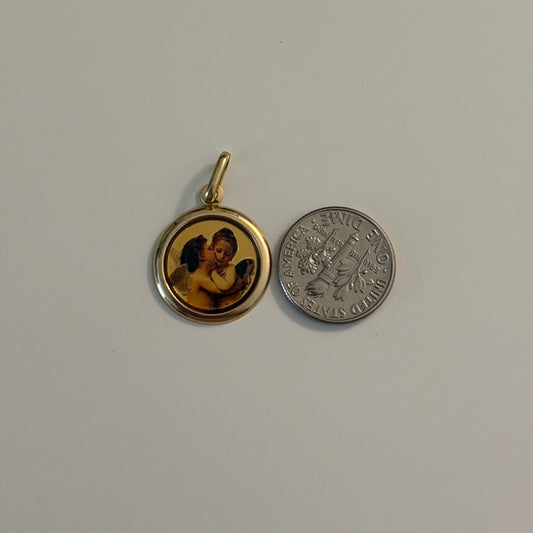 Vintage Italian Kissing Cherubs Pendant in 14K Gold