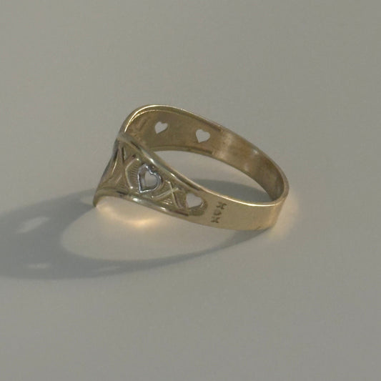 14K Yellow Gold Chevron XO Heart Ring with White Rhodium Details | Size 7.5