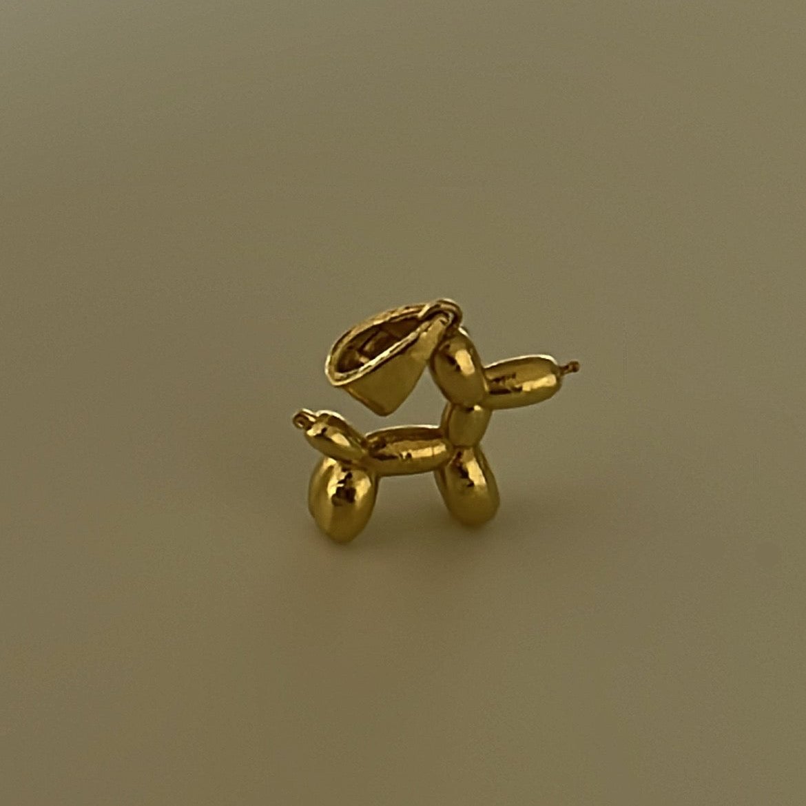 14k Gold Balloon Dog Charm – 3D