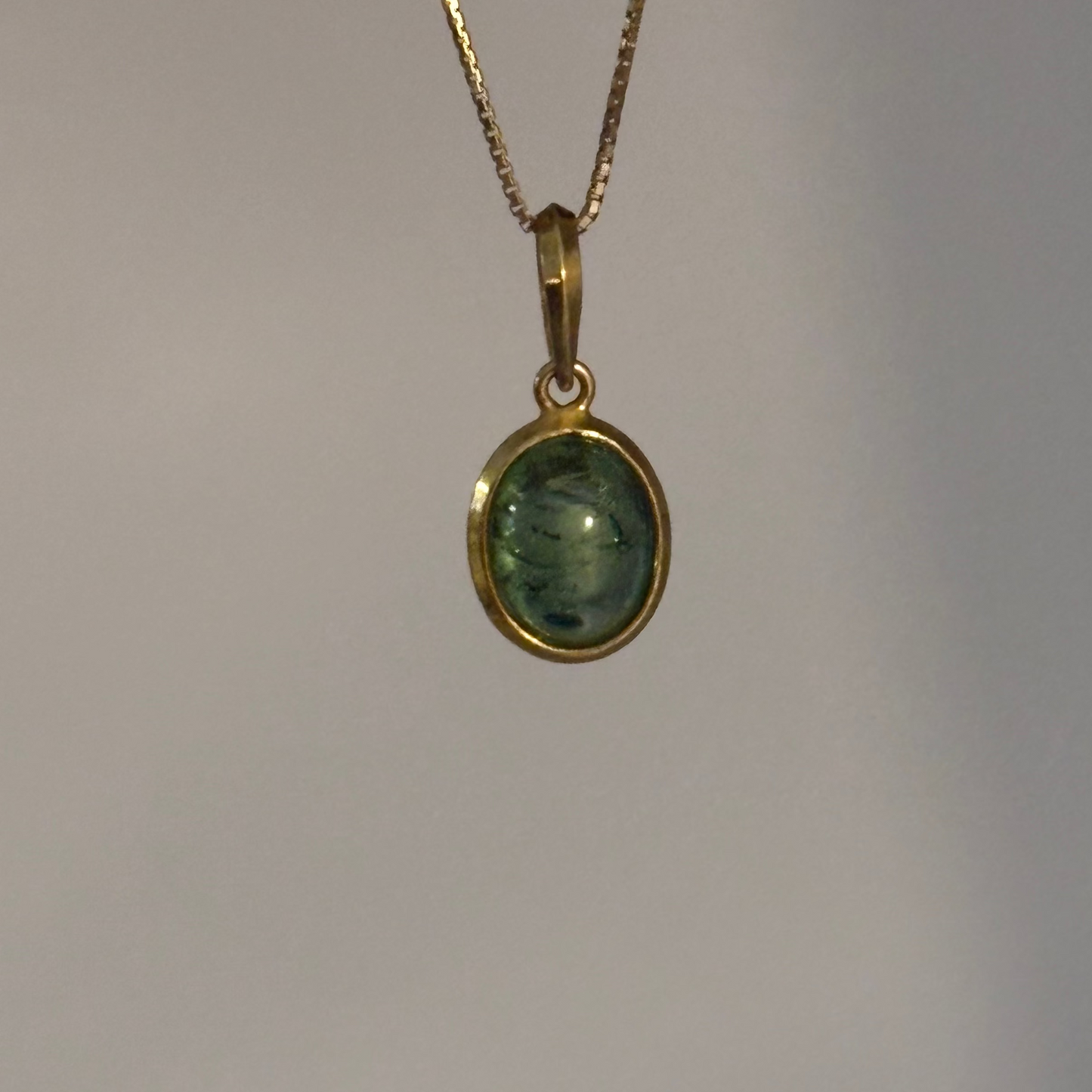 18K Gold Multicolor Tourmaline Oval Cabochon Pendant