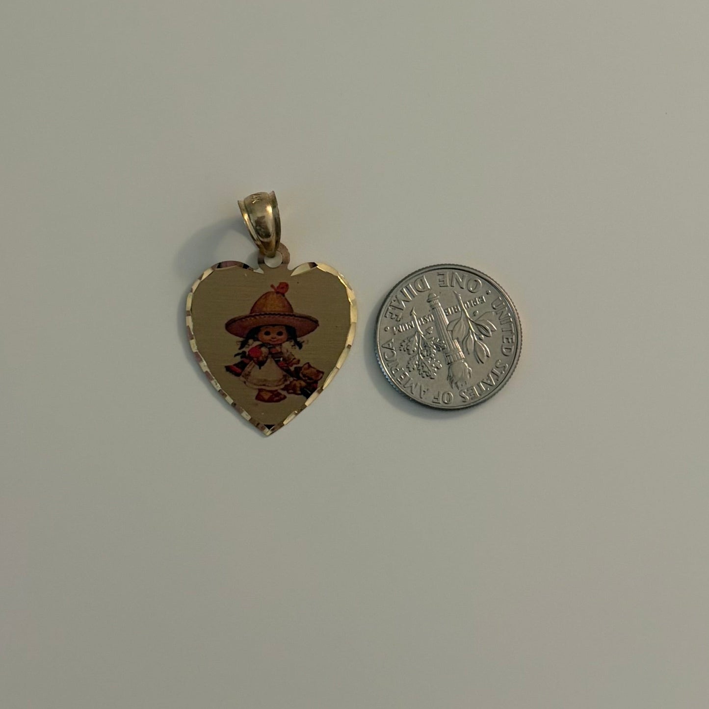 14K Gold Corazón con Poblanita Charm Pendant