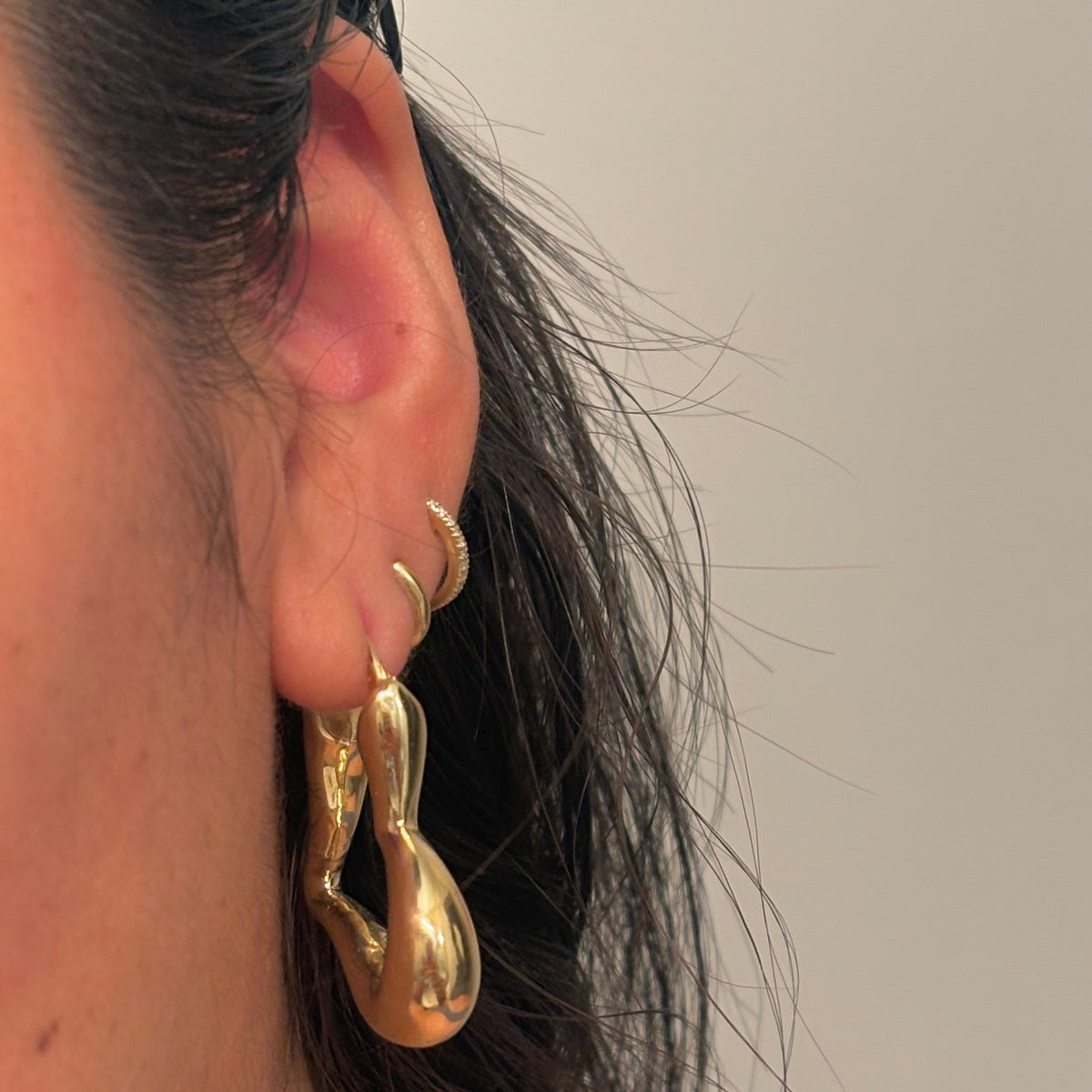 10K Yellow Gold Puffy Heart Hoop Earrings