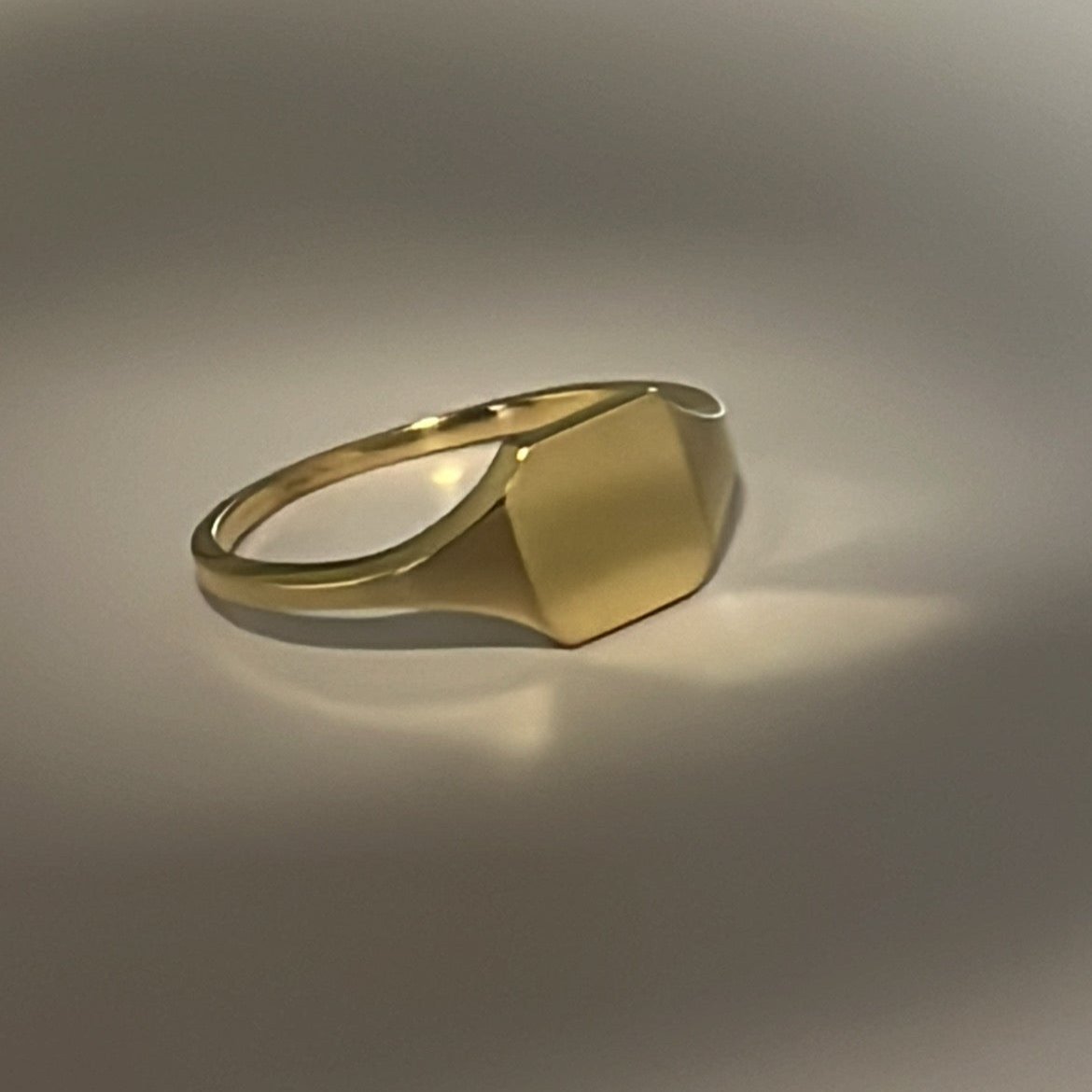 14k solid gold signet ring