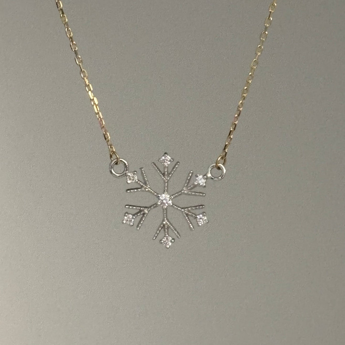 14K Two-Tone Snowflake Necklace – 18”