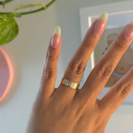 14K Yellow Gold Screw Motif Band Ring