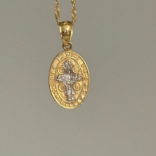 14K Yellow Gold Oval San Benito Medallion