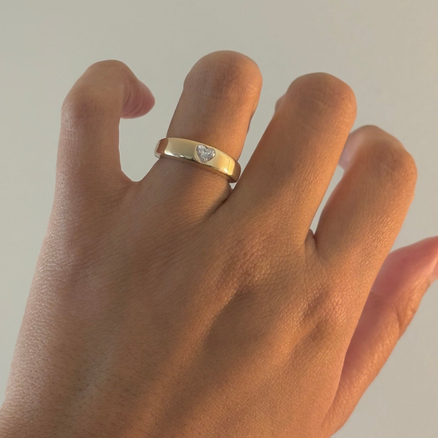 14K Yellow Gold Diamond Heart Ring 0.26 CT Size 6