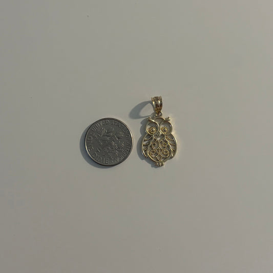 14K Yellow Gold Detailed Owl Pendant