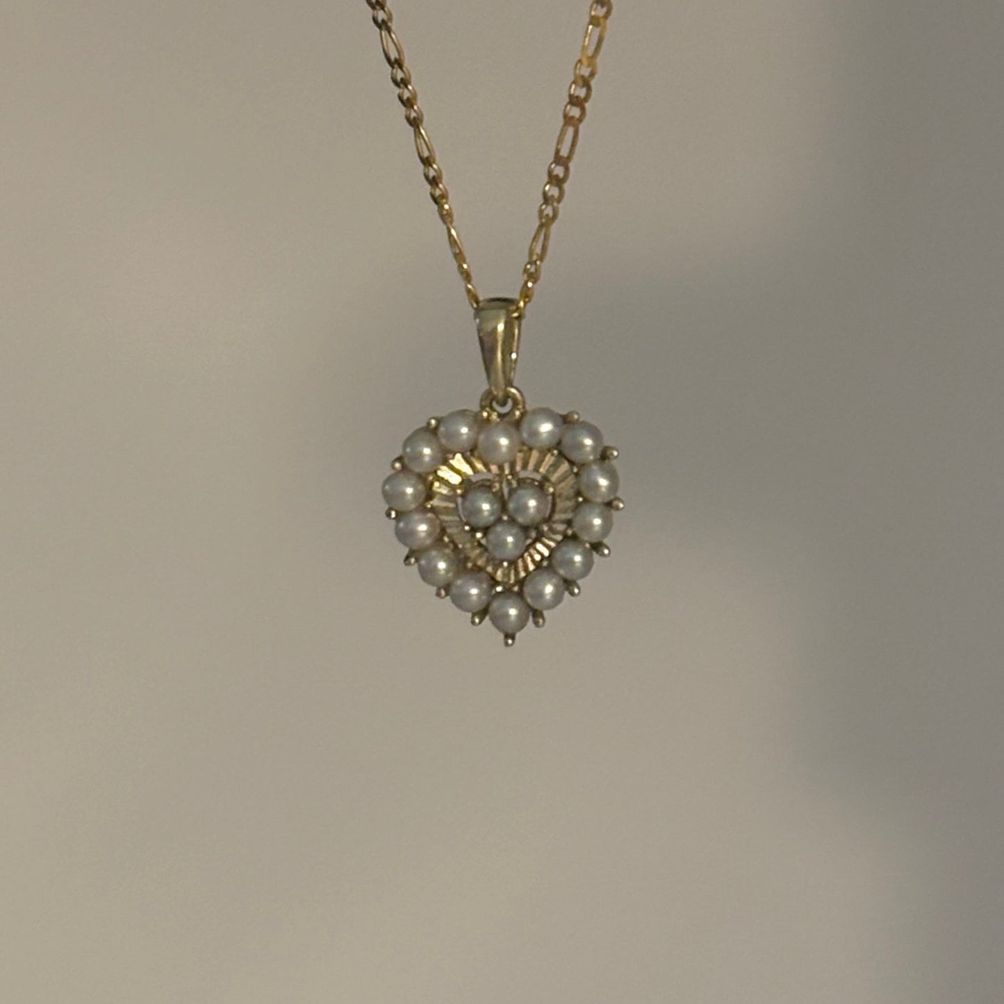 10K Yellow Gold Cultured Pearl Heart Charm