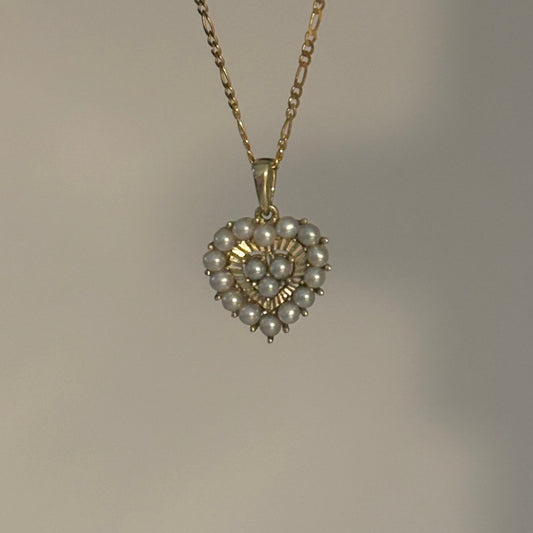 10K Yellow Gold Cultured Pearl Heart Charm