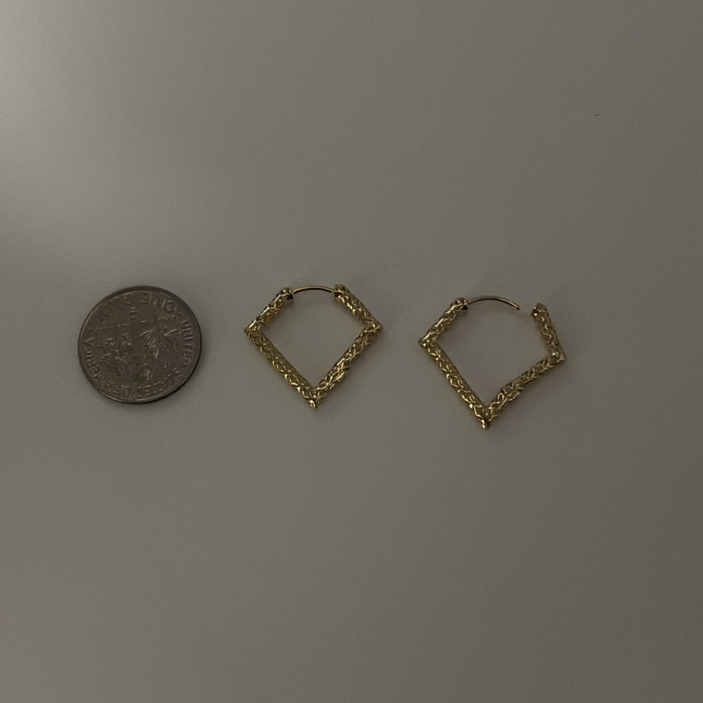 14k triangle filigree earrings