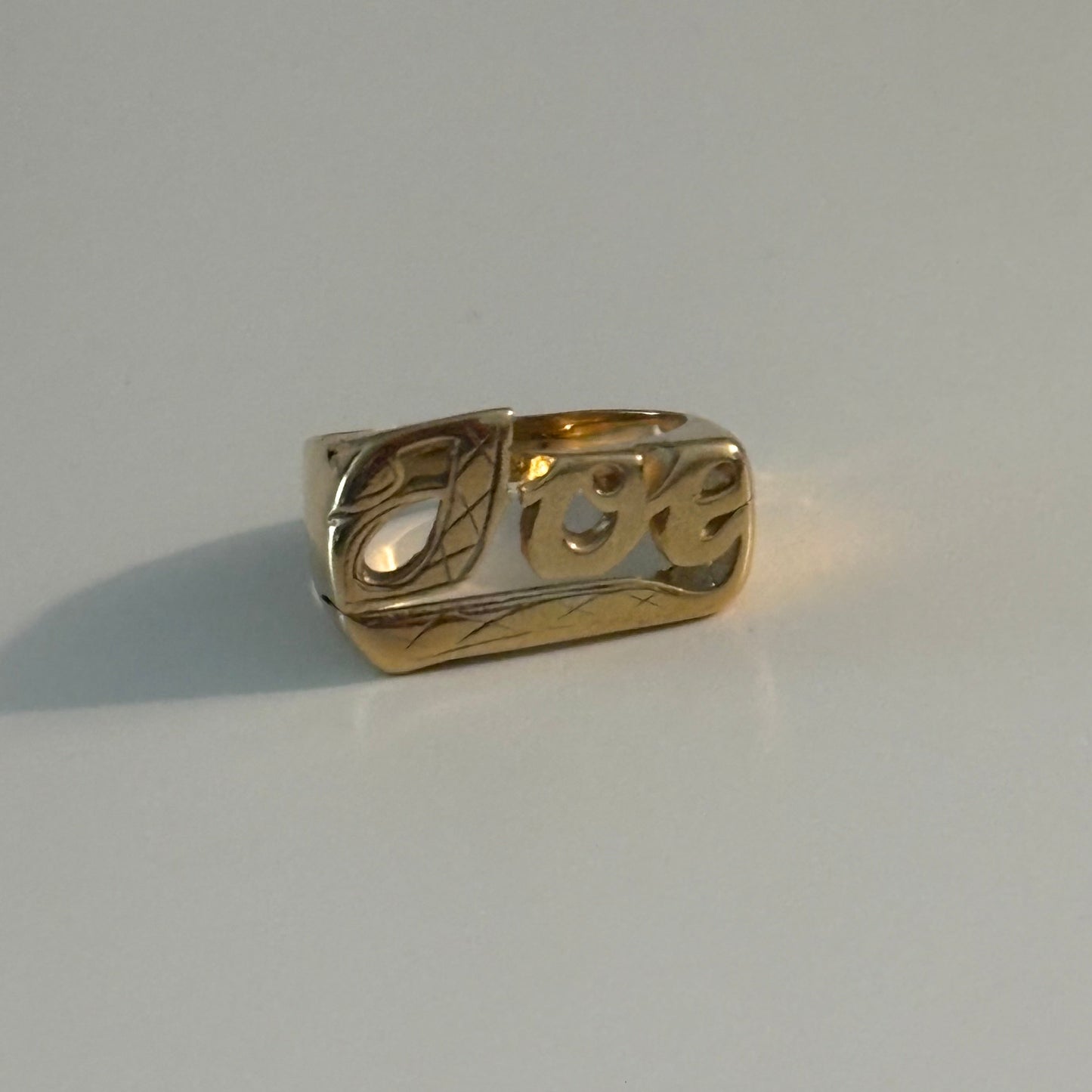 Vintage 14K Gold “Joe” Name Ring – Size 7.25