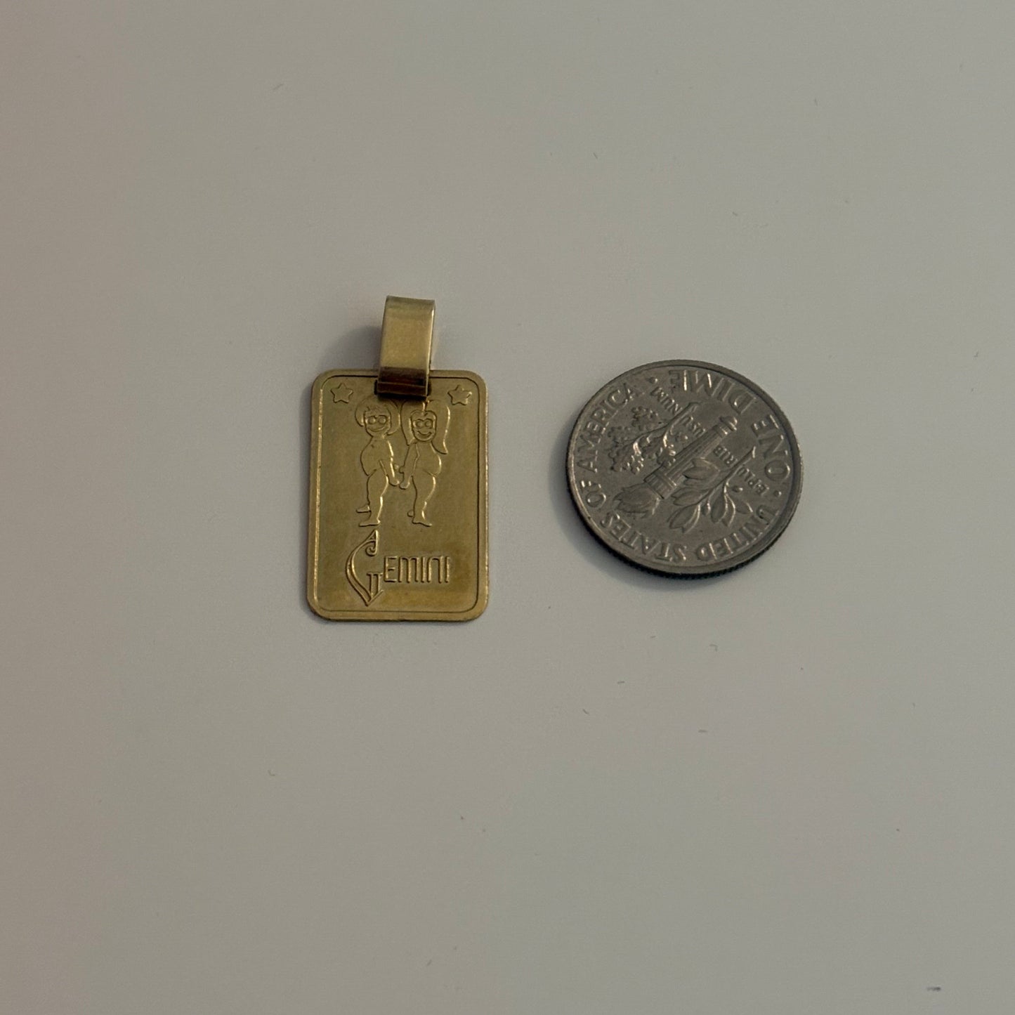 Vintage 14K Gold Gemini Zodiac Pendant —