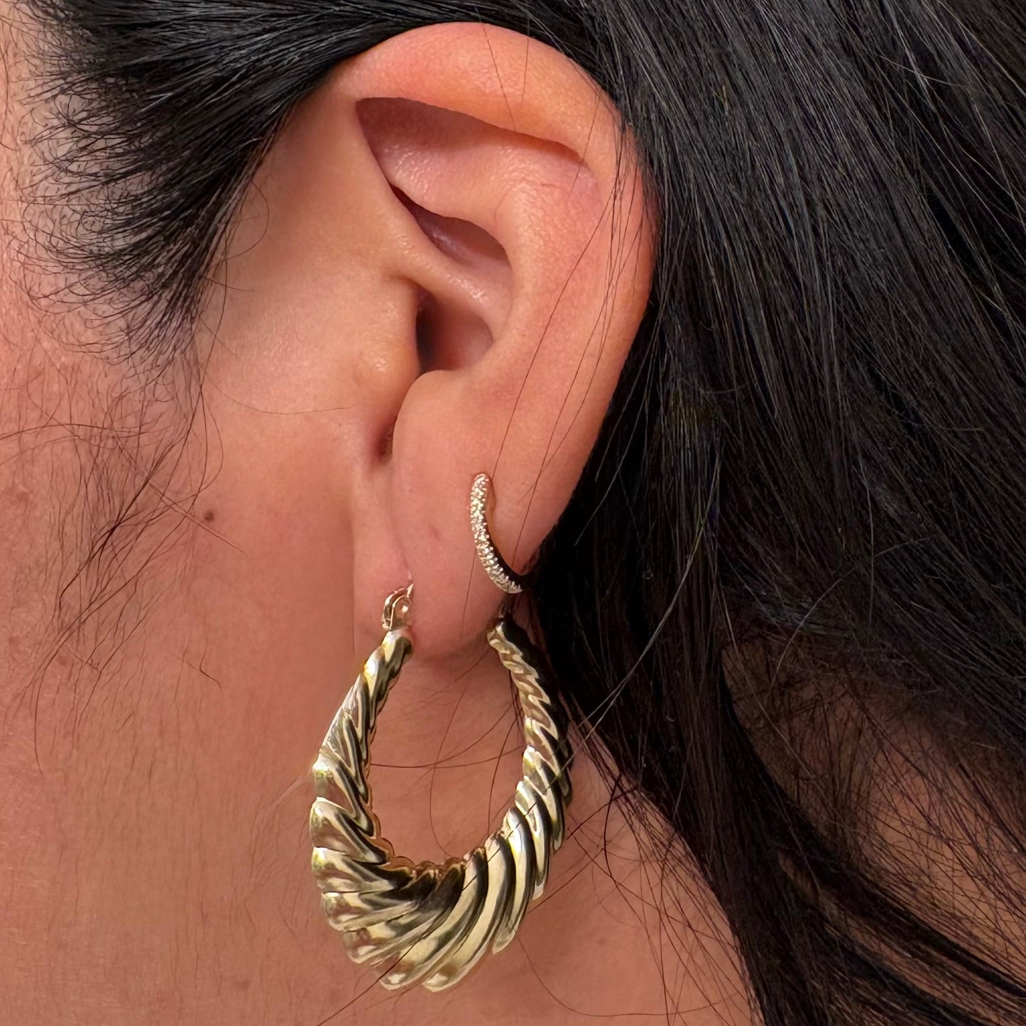 10K Gold Semi-Hollow Ribbed Hoop Earrings – Bold Twisted Statement Hoops