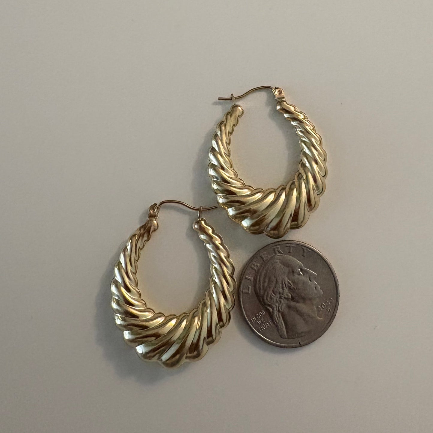 10K Gold Semi-Hollow Ribbed Hoop Earrings – Bold Twisted Statement Hoops