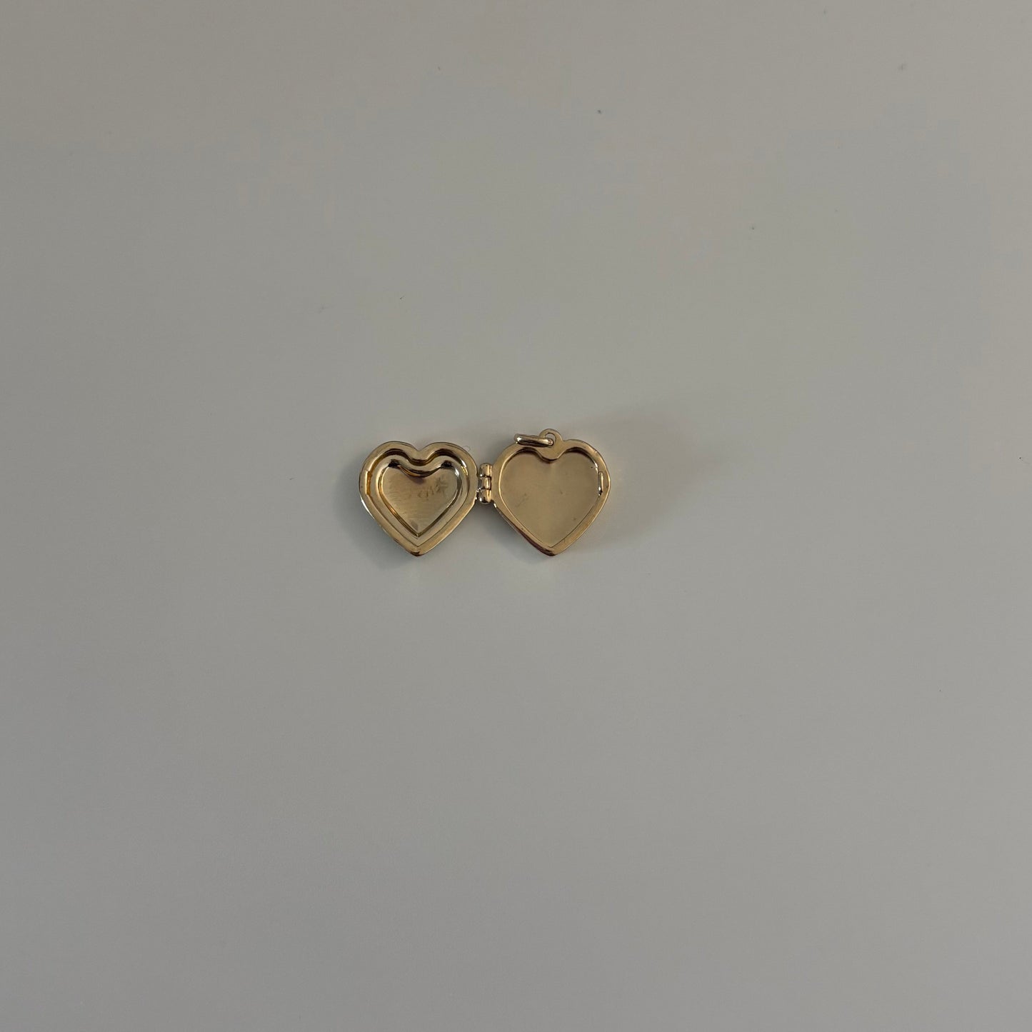 14K Gold Turquoise Enamel Heart Locket