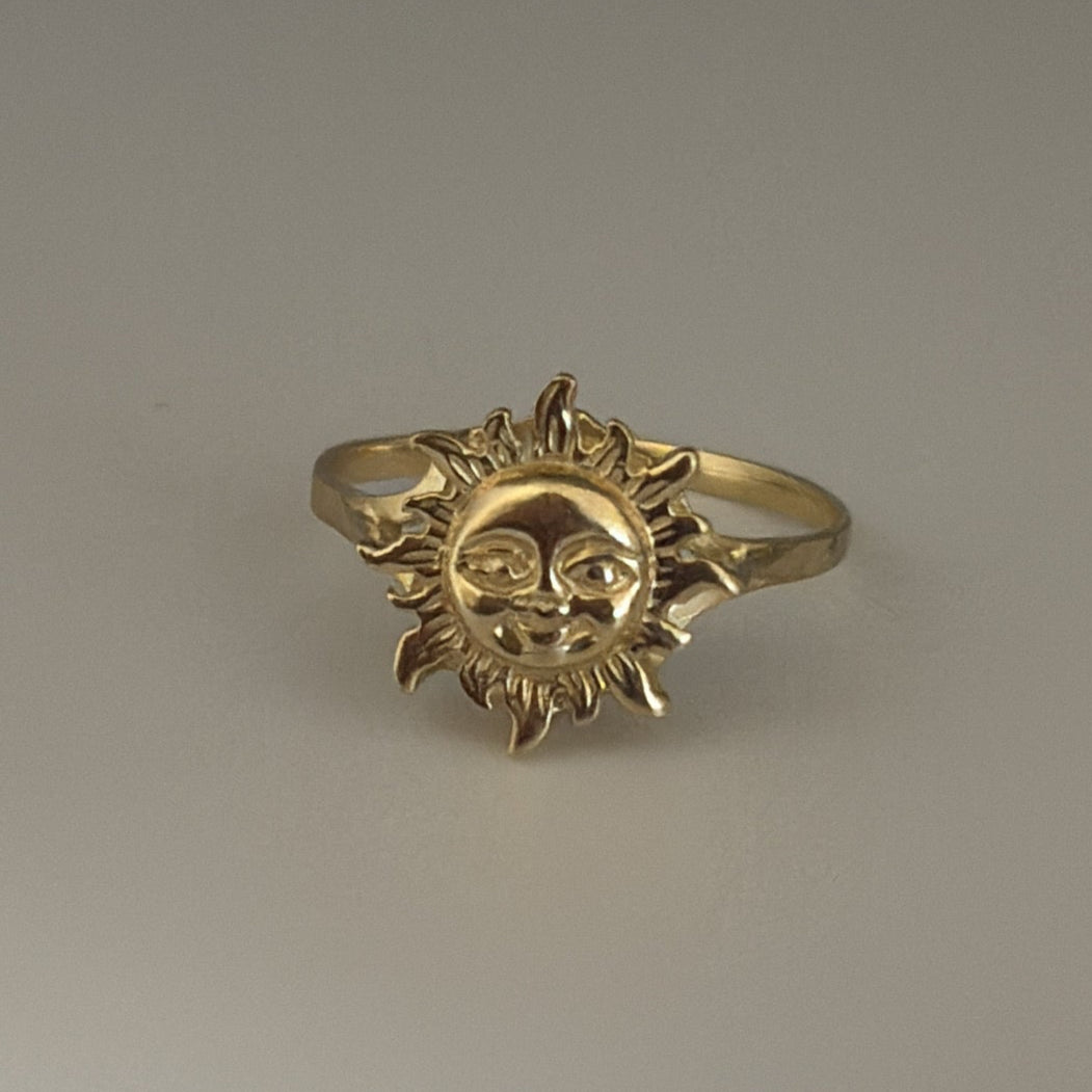 14k Sun and Moon ring