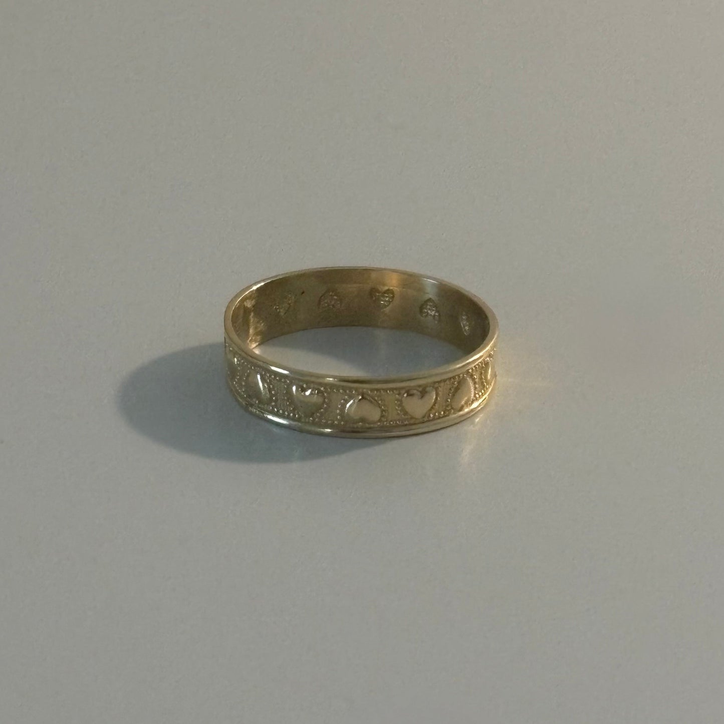 14K Yellow Gold Heart Band Ring