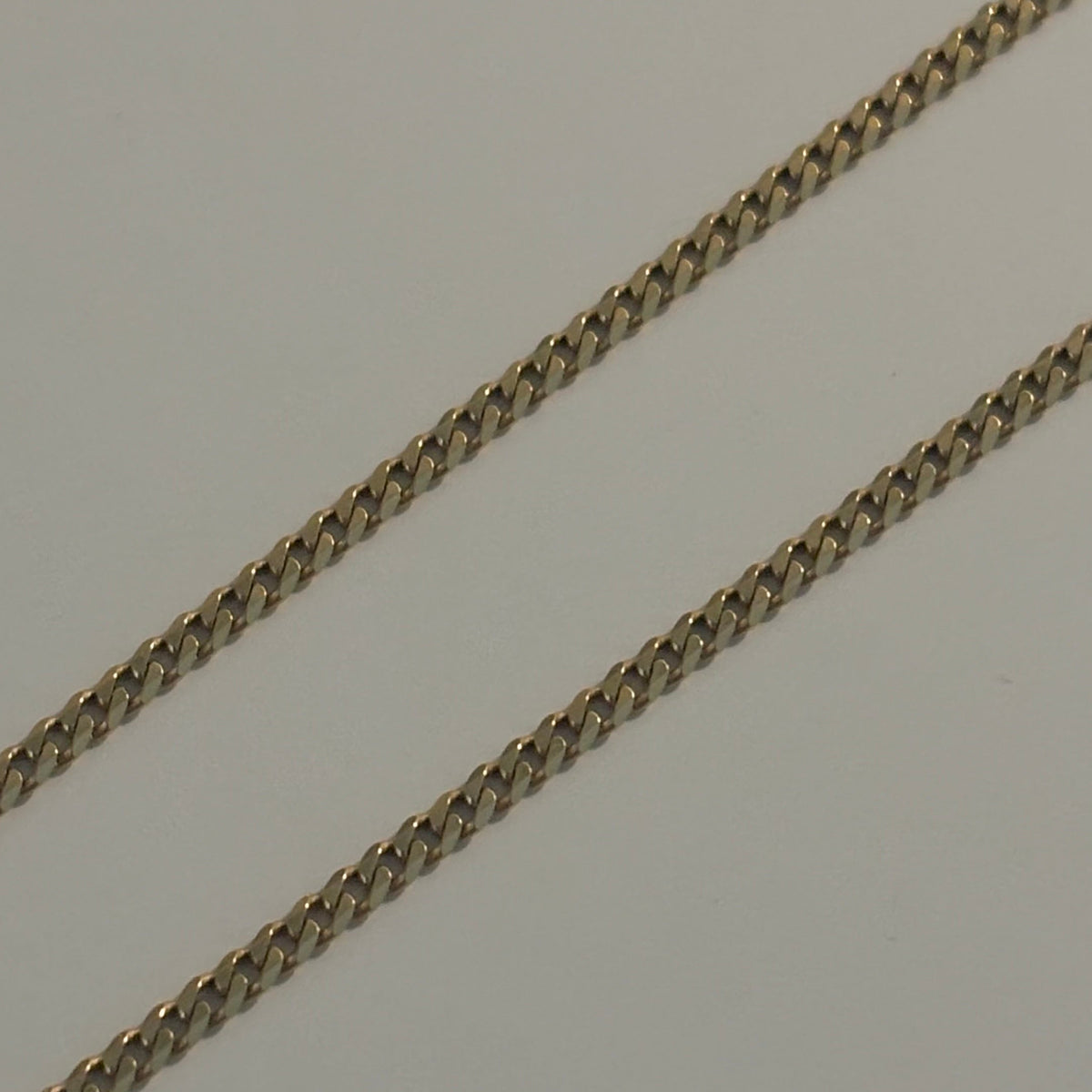 18K Yellow Gold Italian Cuban Link Chain – 18”