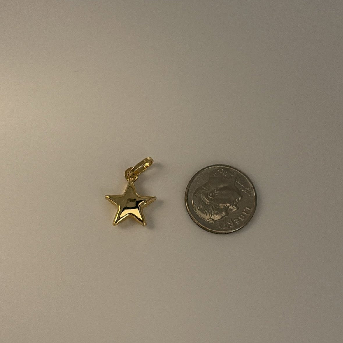 14k Solid gold puffy star