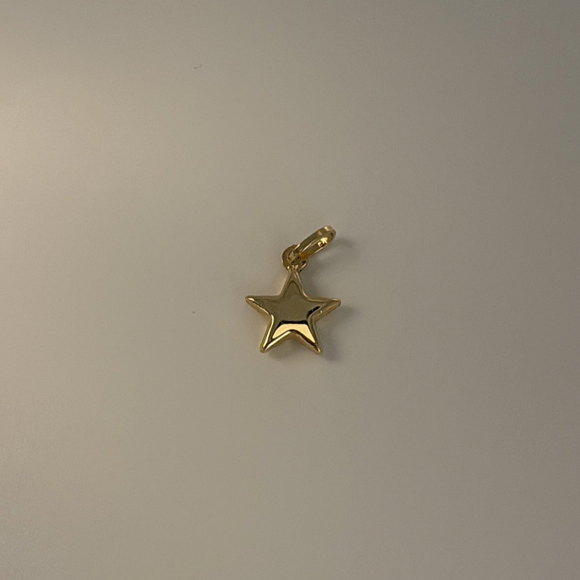 14k Solid gold puffy star