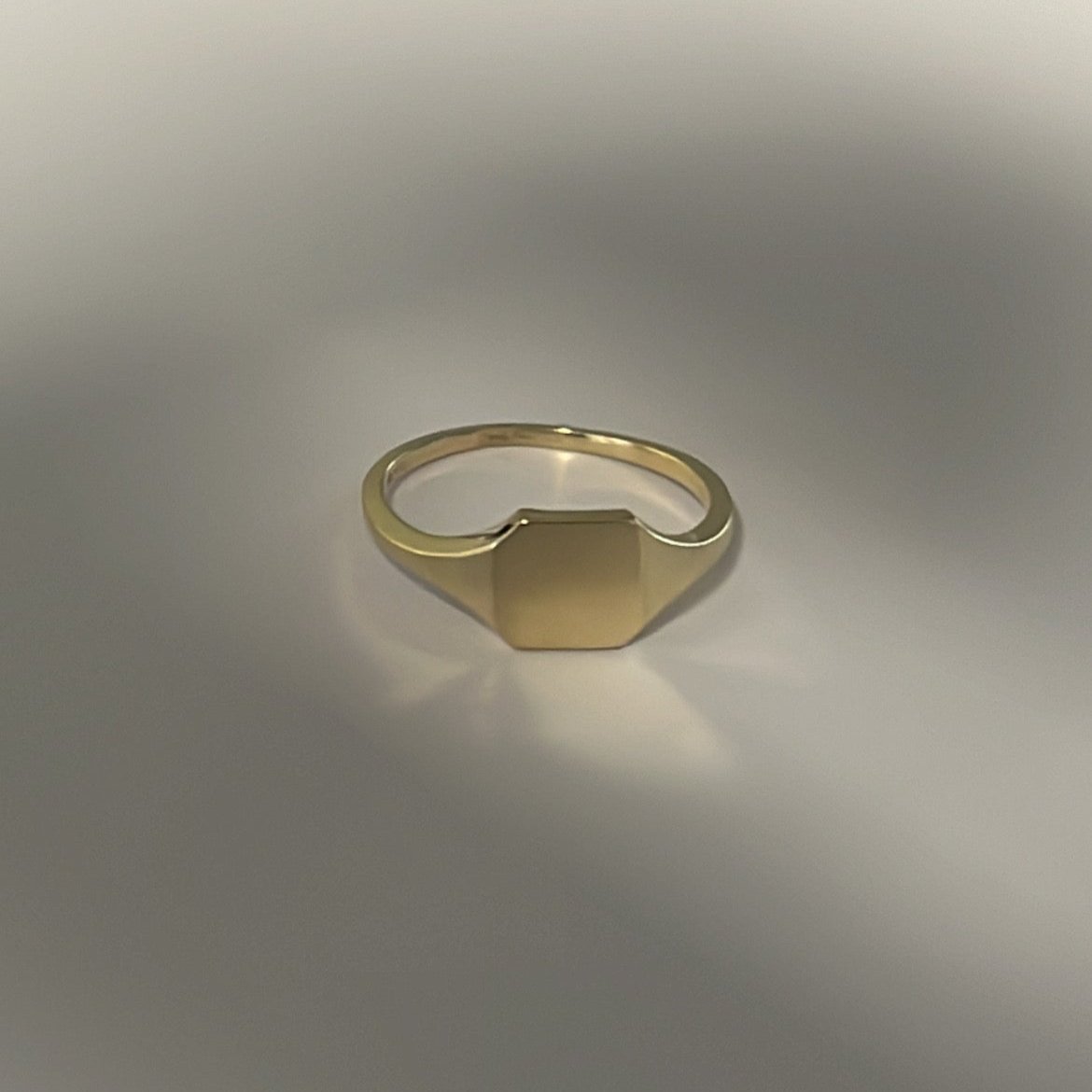 14k solid gold signet ring