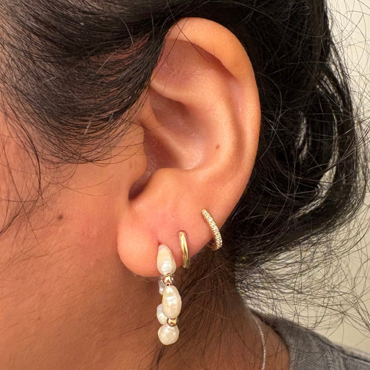 Vintage 14K Yellow Gold Baroque Pearl Hoop Earrings – 2.2g