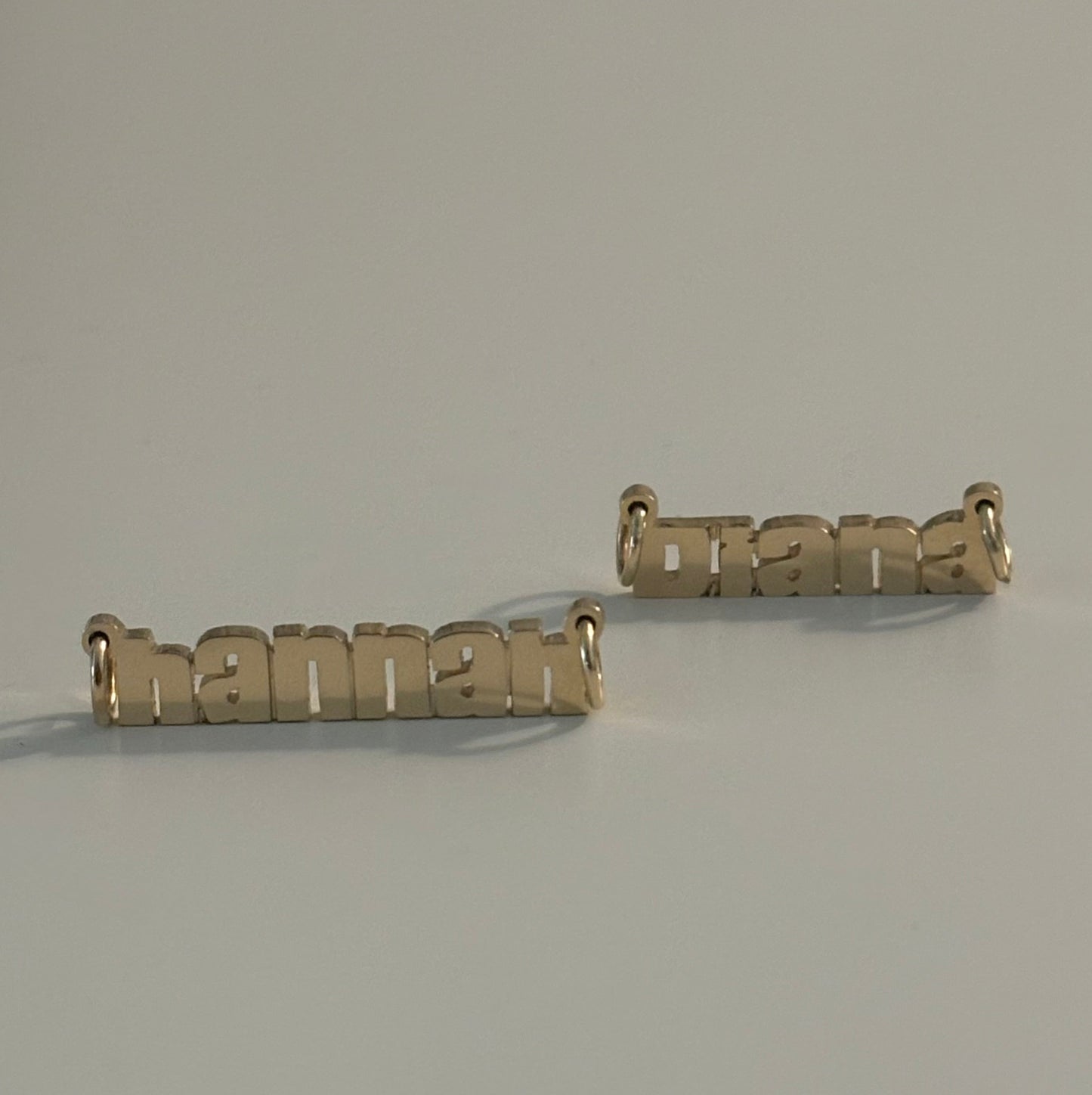 The Diana Nameplate | Signature 14K Gold Custom Nameplate