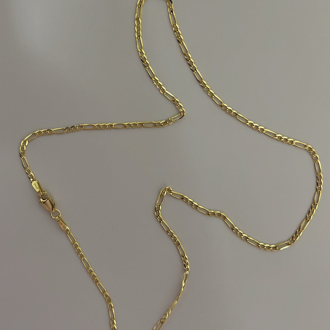 14k solid Figaro chain