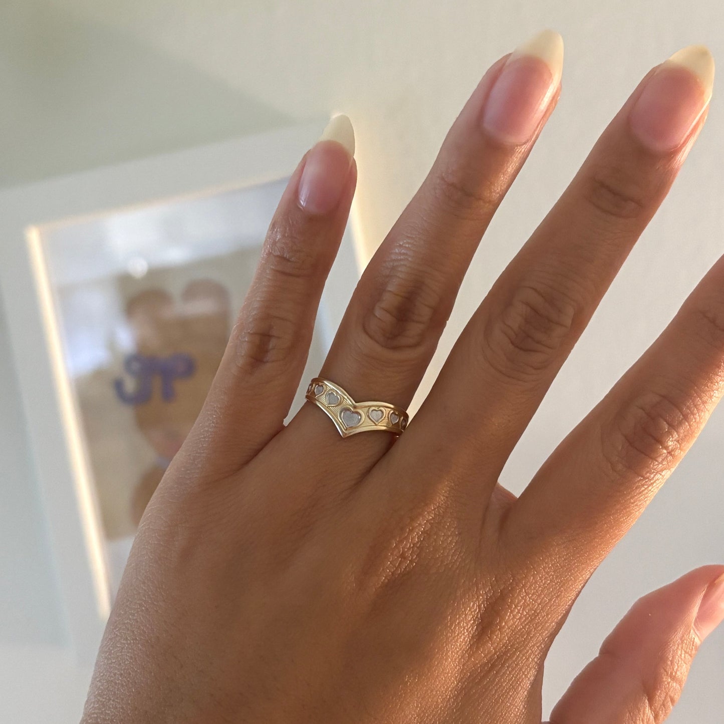14K Yellow Gold Chevron Heart Ring with White Rhodium Hearts | Size 7.5