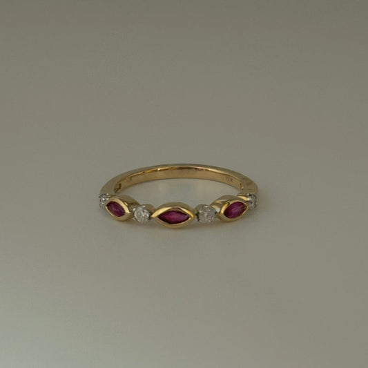 10k ruby and diamond ring