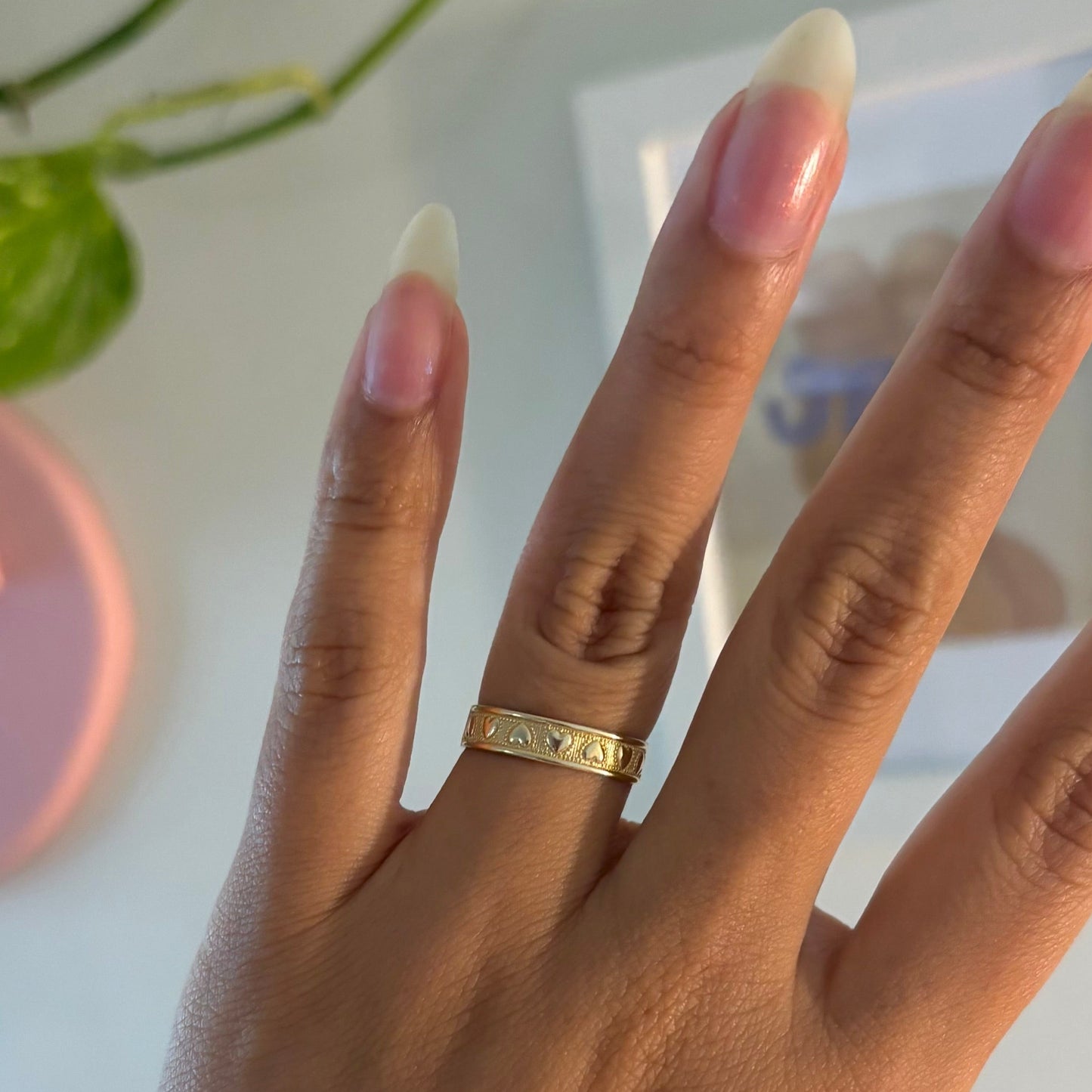 14K Yellow Gold Heart Band Ring