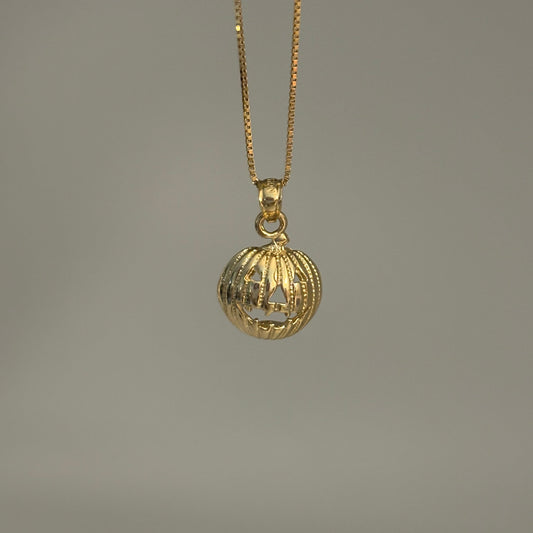 14K Gold Halloween Pumpkin Charm – Detailed Jack-O’-Lantern Pendant