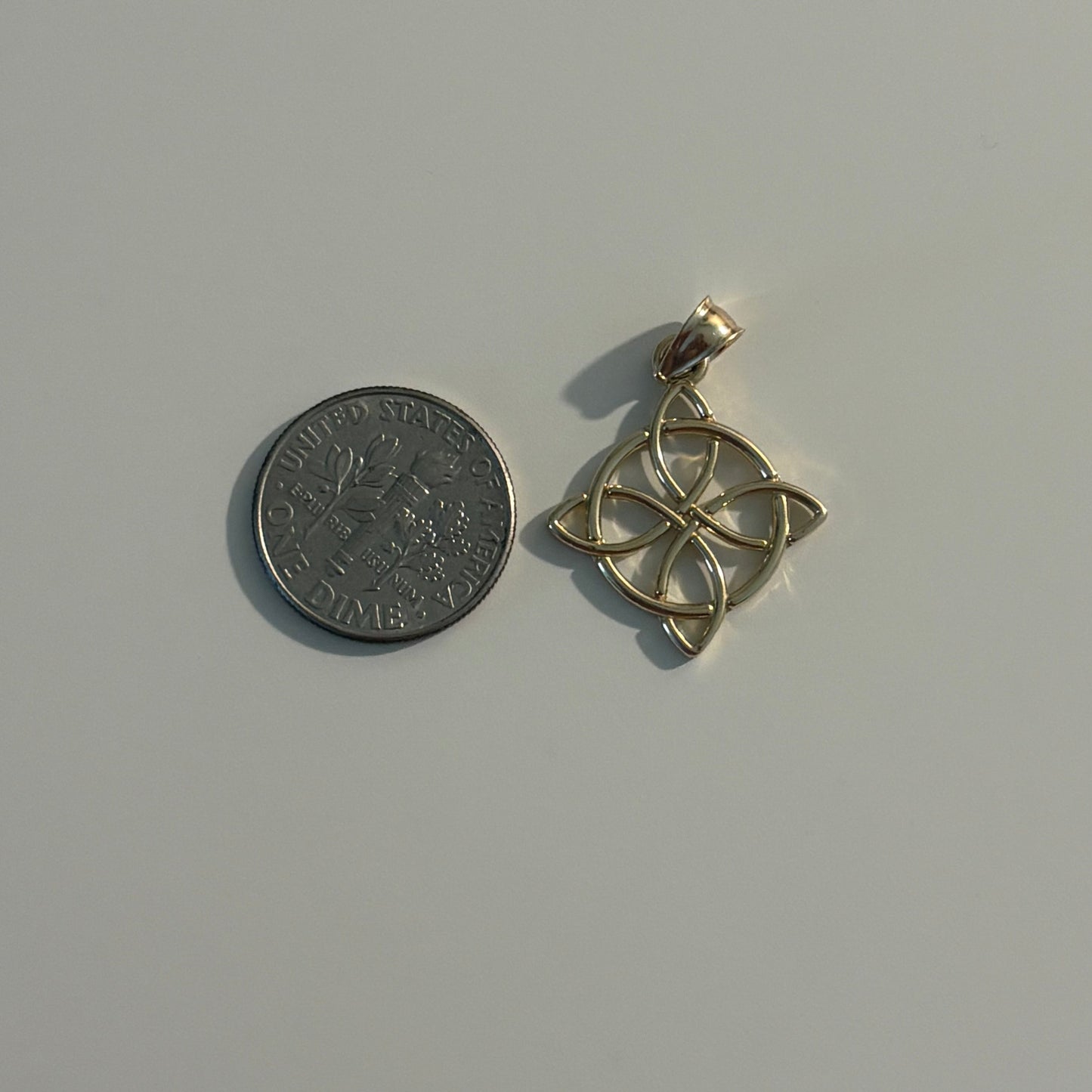 14K Yellow Gold Witch’s Knot Pendant