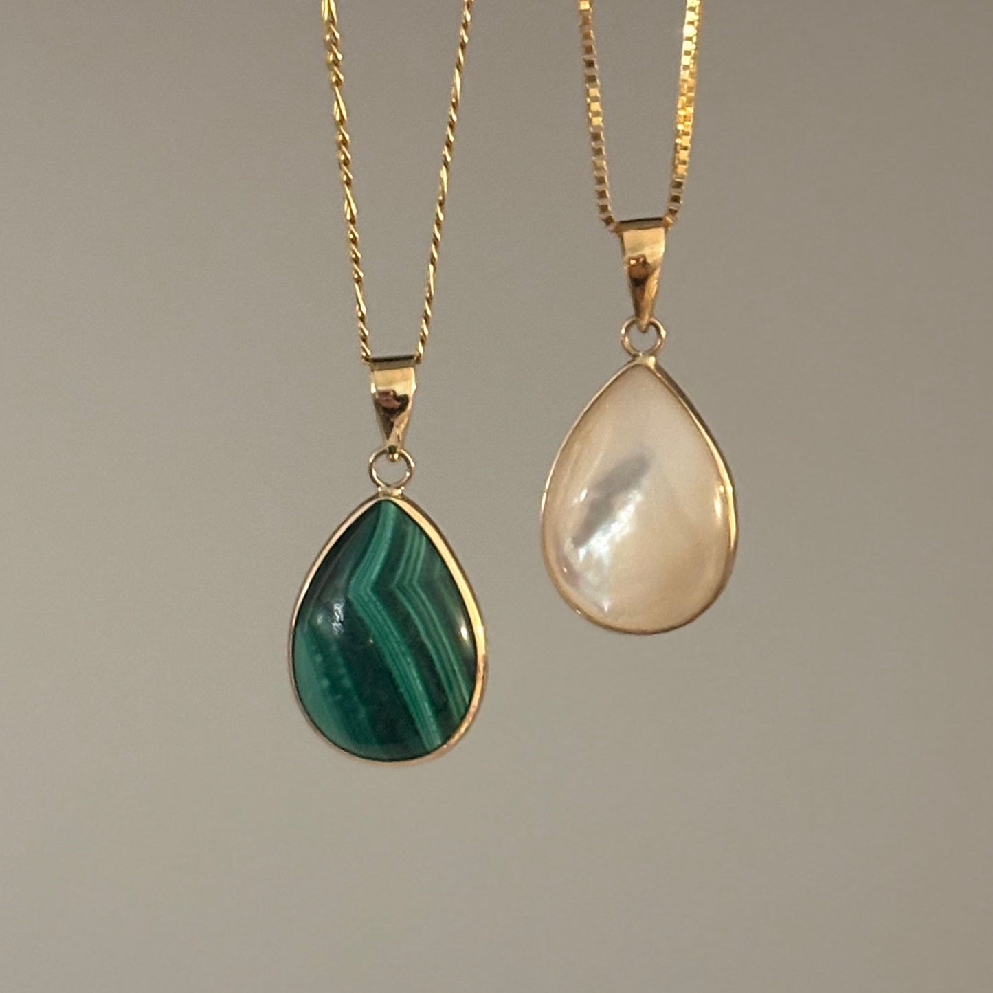 14K Gold Teardrop Malachite & Mother of Pearl Pendant