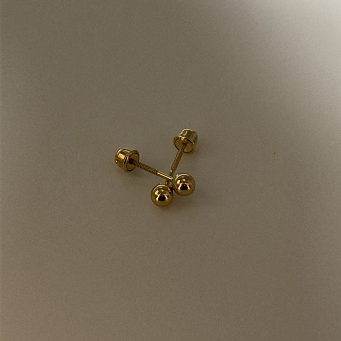 14k ball stud earrings