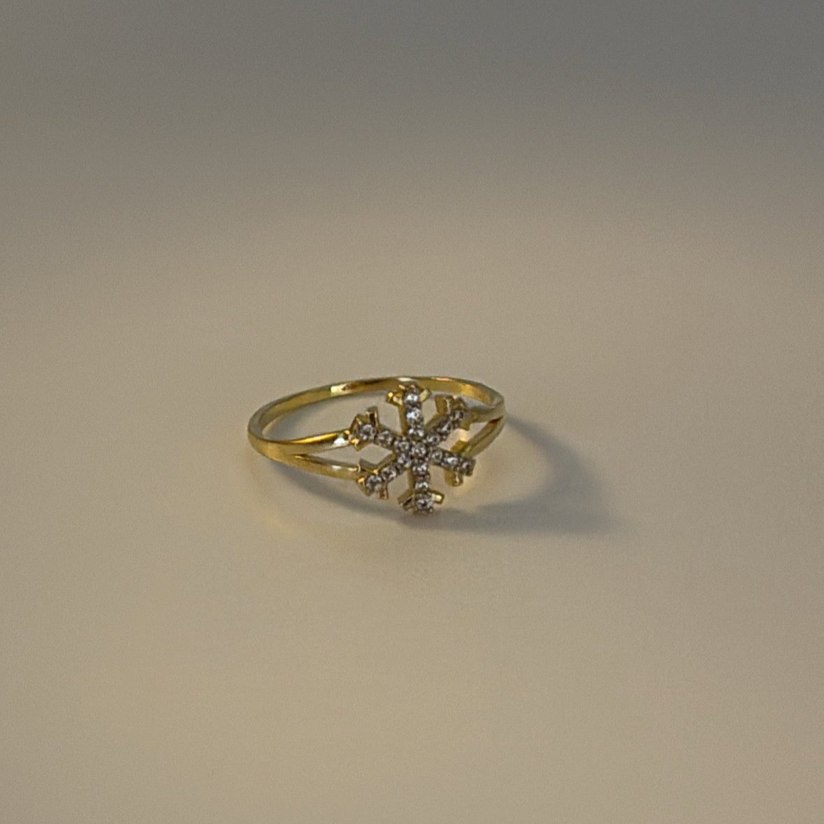 14k solid gold snowflake ring