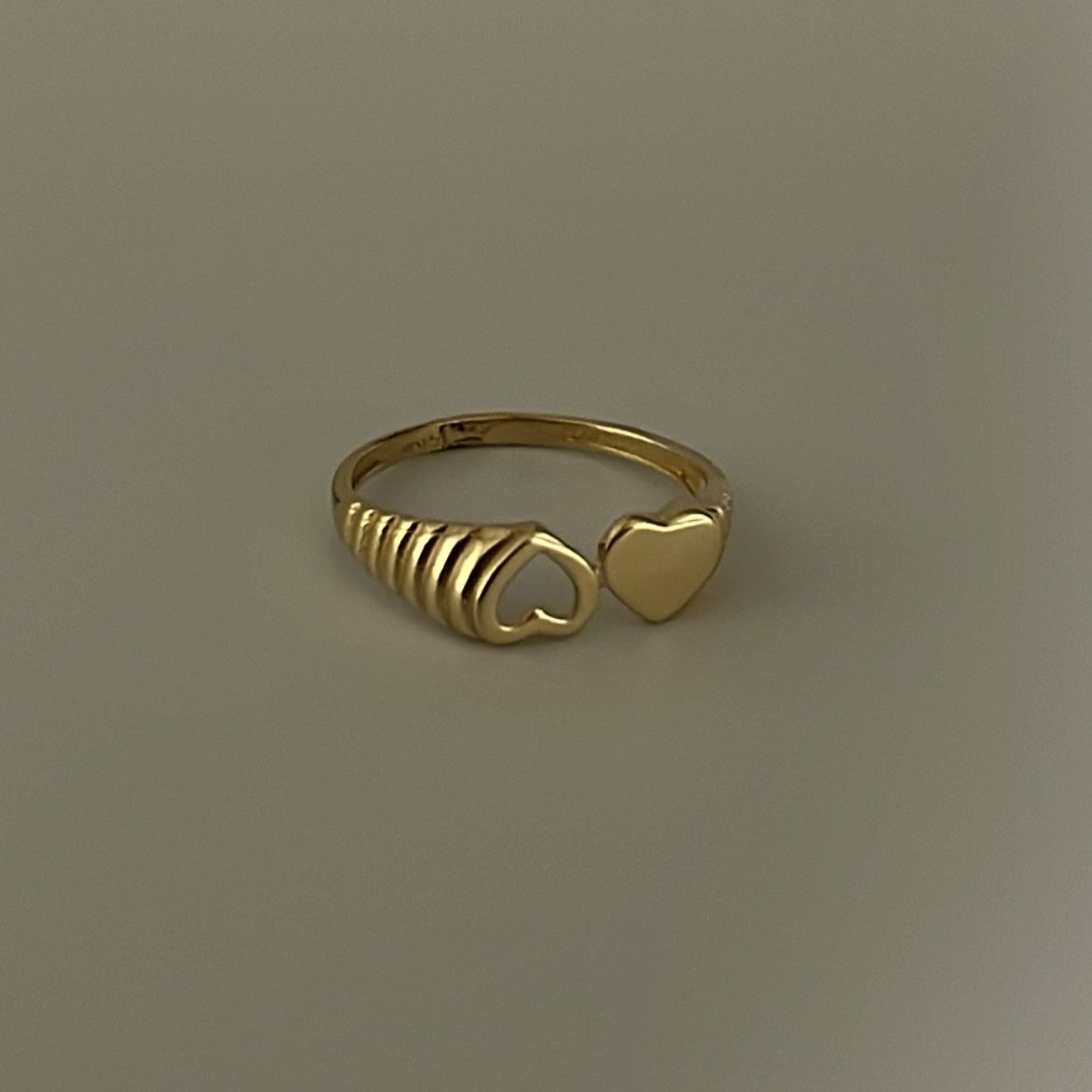 14k solid gold double heart ring