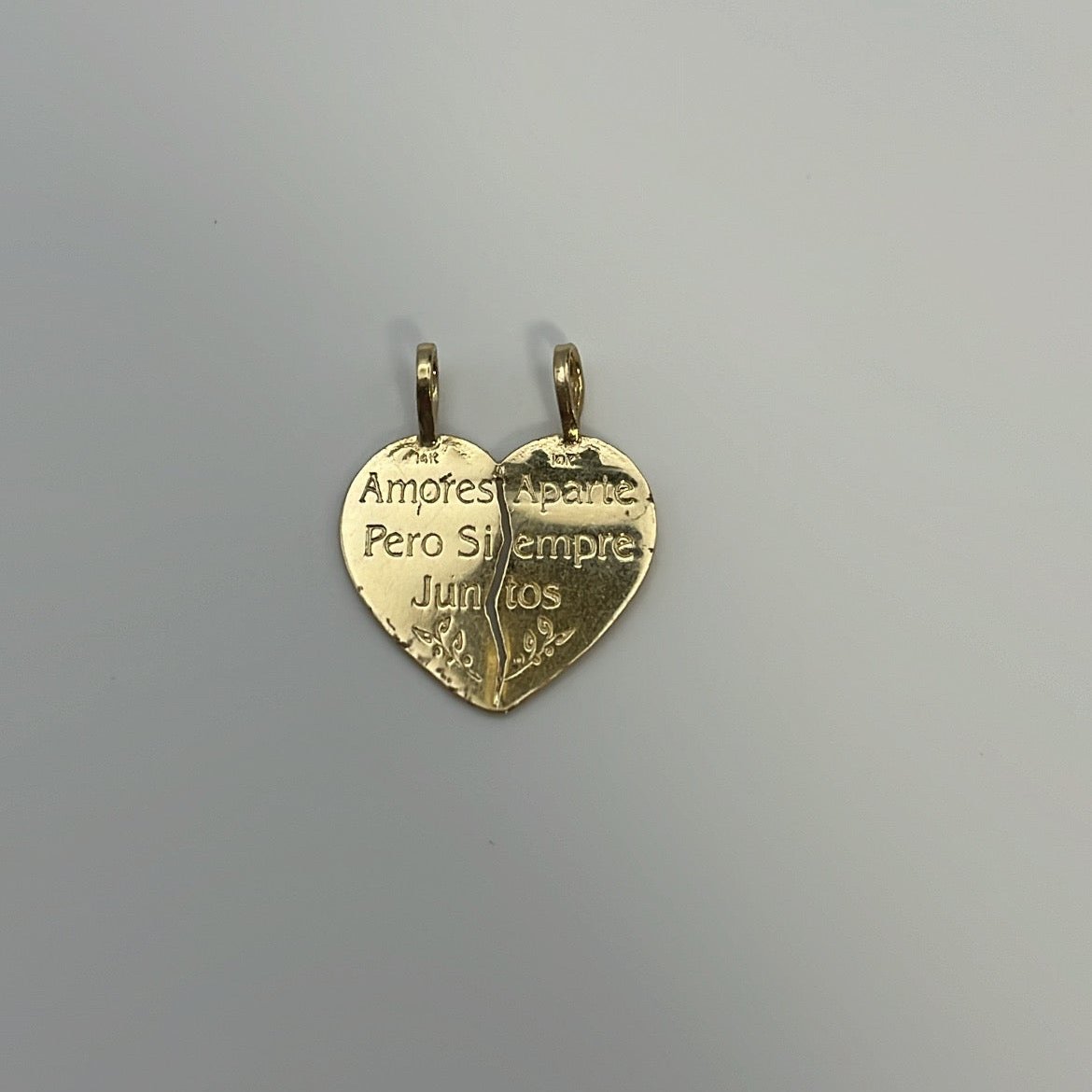 14k solid gold Rey and Reina break-apart charm